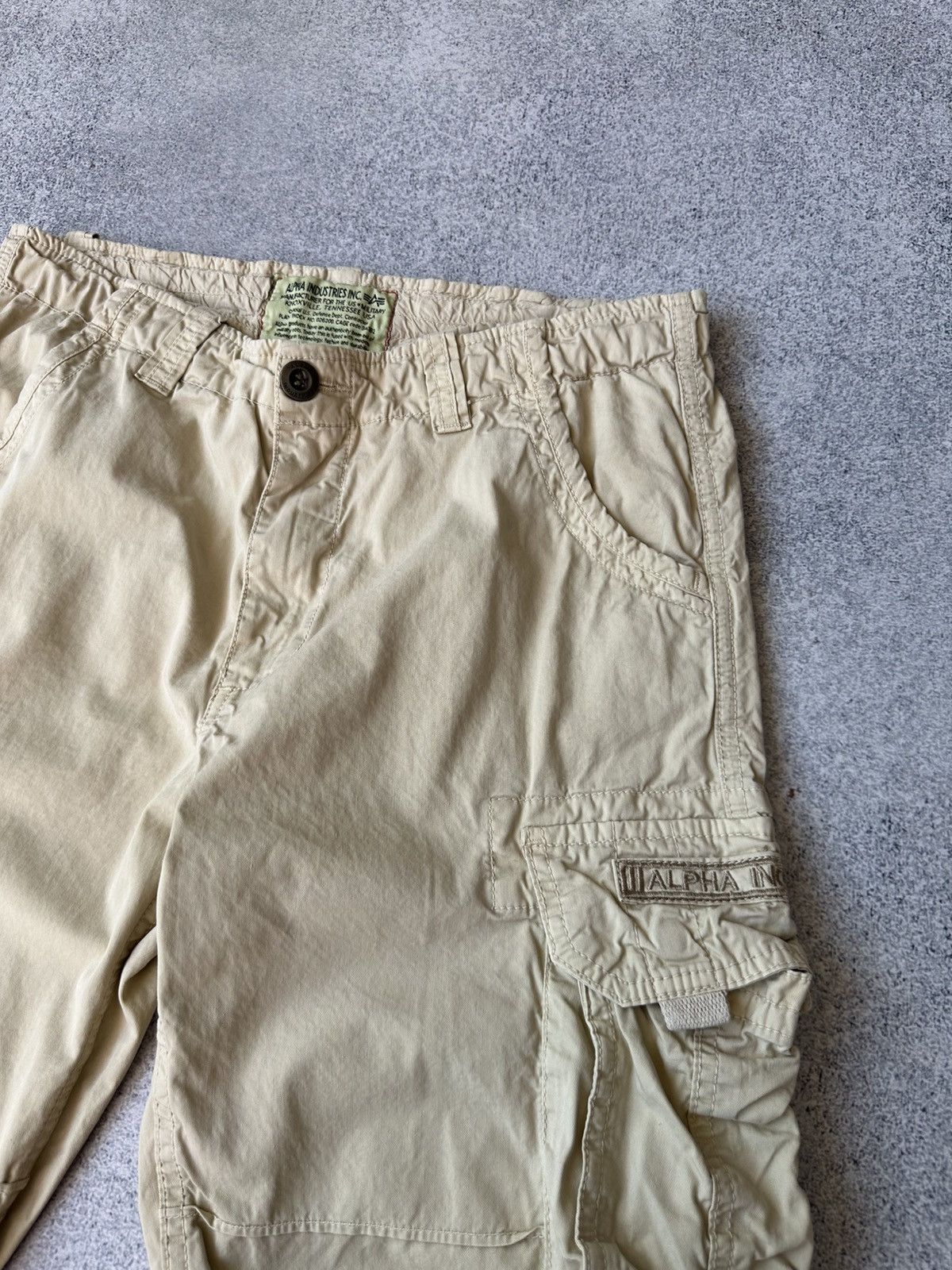 Alpha Industries × Vintage Vintage Alpha Industries Cargo Shorts Size US 32 / EU 48 - 6 Thumbnail