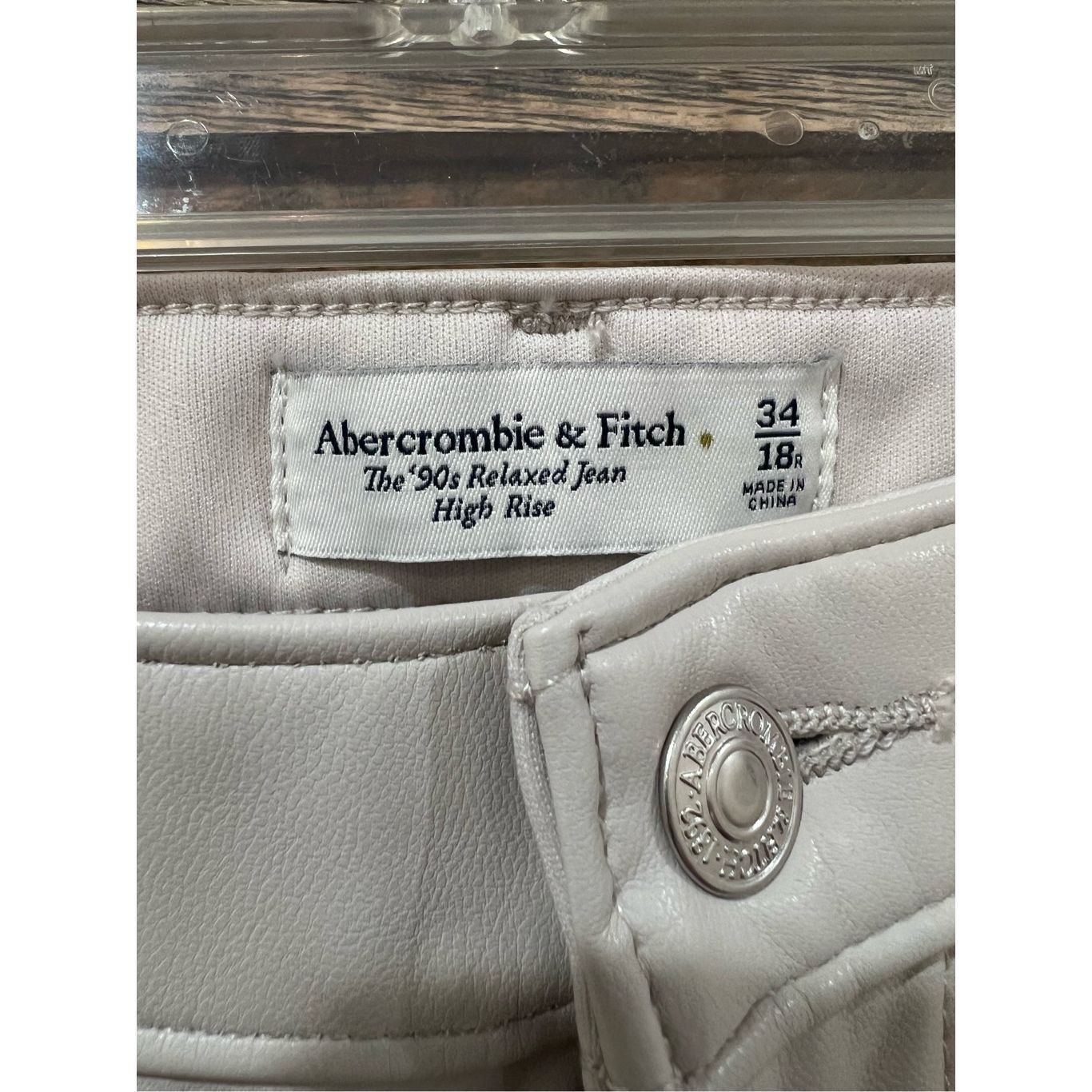 Abercrombie & Fitch Abercrombie & Fitch NWT High Rise 90s Relax Jean denim&faux Size 34" / US 12 / IT 48 - 4 Thumbnail