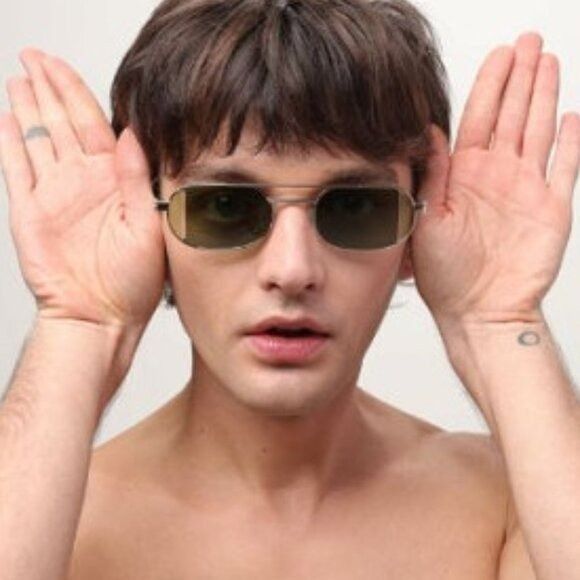 Off-White Off-White Off-White OERI14H LYNN 7650 Sunglasses Gold Oval Size ONE SIZE - 1 Thumbnail