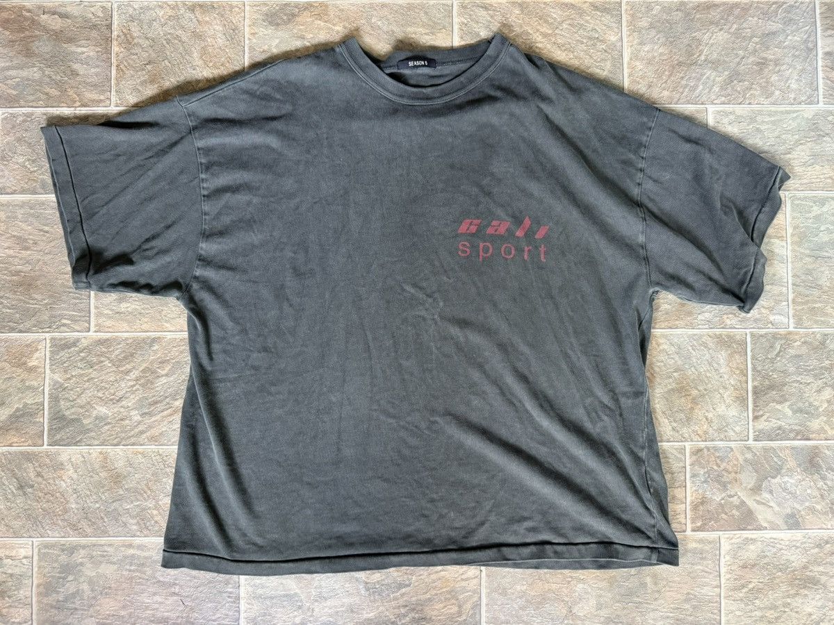 Yeezy Yeezy Season 5 ‘Cali Sport’ Tee Size US L / EU 52-54 / 3 - 1 Thumbnail