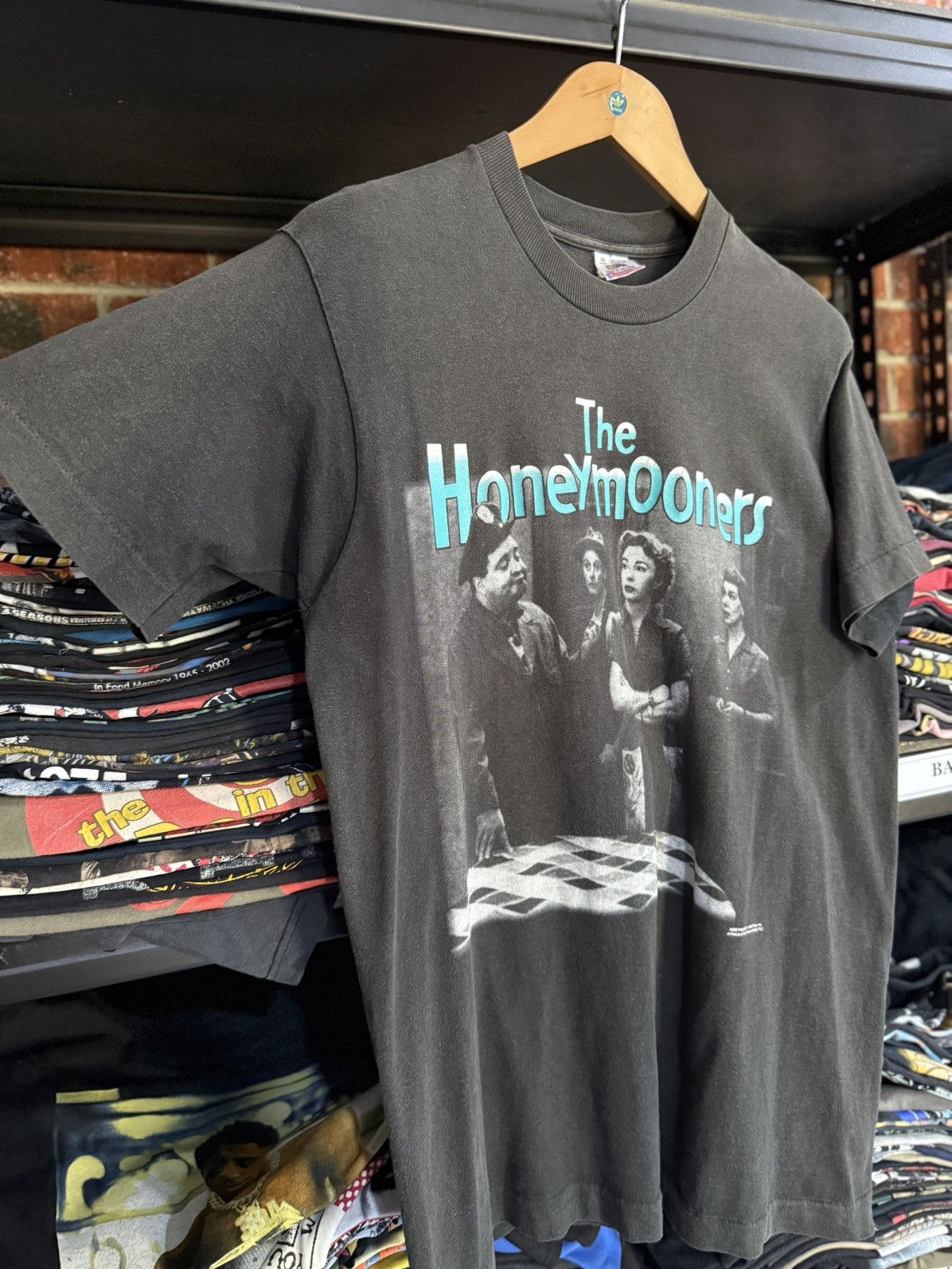 Fruit Of The Loom × Vintage Thrashed Vintage 90s The Honeymooners Movie Sun Faded Tee Size US M / EU 48-50 / 2 - 6 Thumbnail