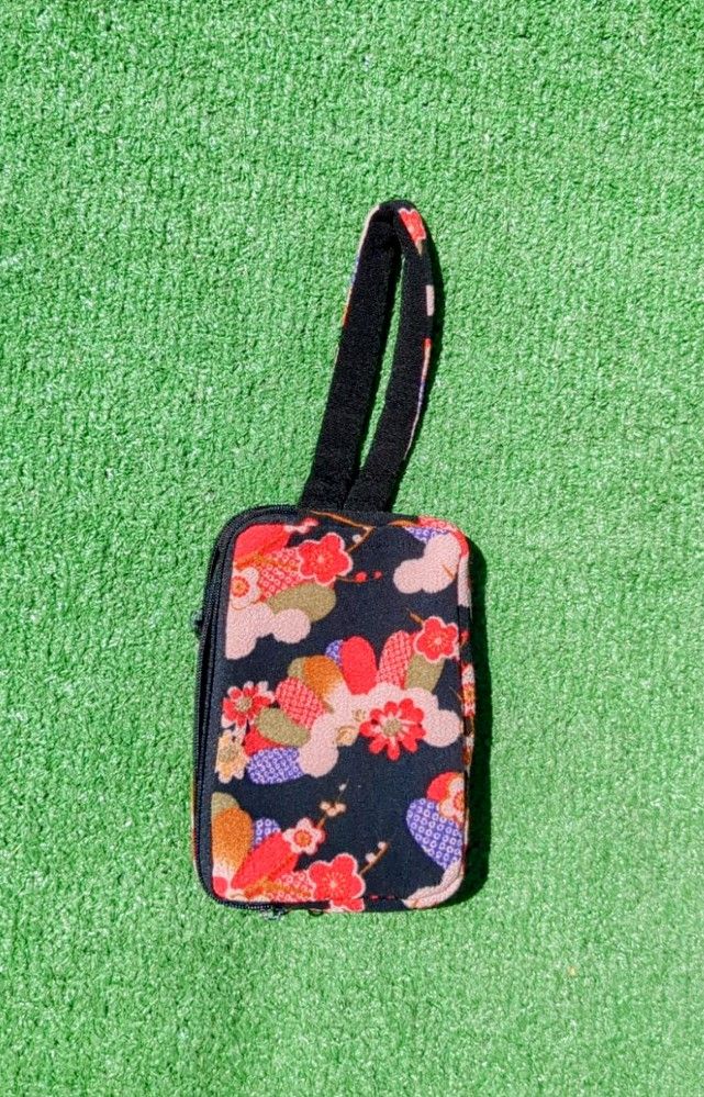 Designer Compact Flowers & Black Cat Travel Sleeve Pouch Clutch Bag Size ONE SIZE - 2 Thumbnail