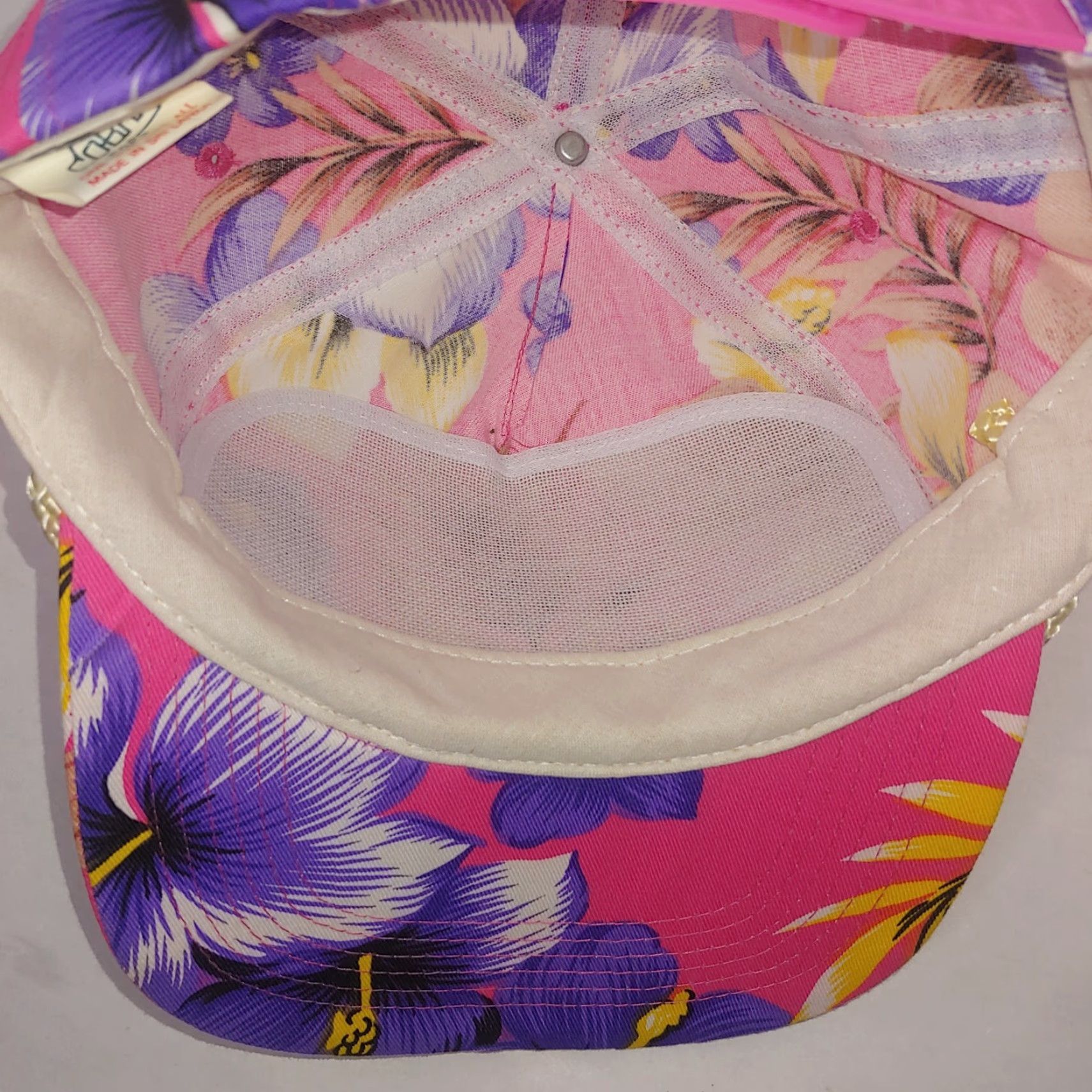 Vintage VINTAGE EMCO World Tour Aruba Cap Pink Purple Floral Canvas Trucker Beach NWOT Adjustable Unisex Adults Cobra Cap Capac? Size ONE SIZE - 5 Thumbnail