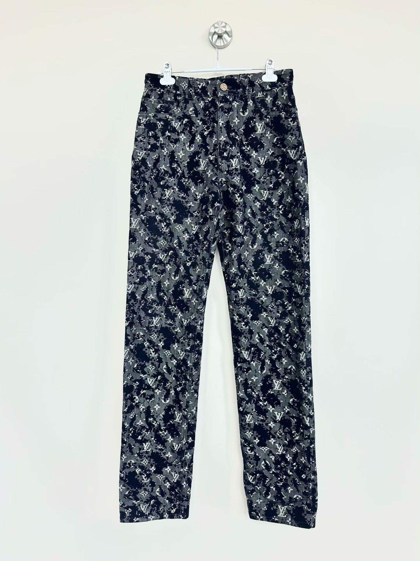 Louis Vuitton Louis Vuitton Monogram Denim Pants Size 29 Size US 29 - 1 Thumbnail