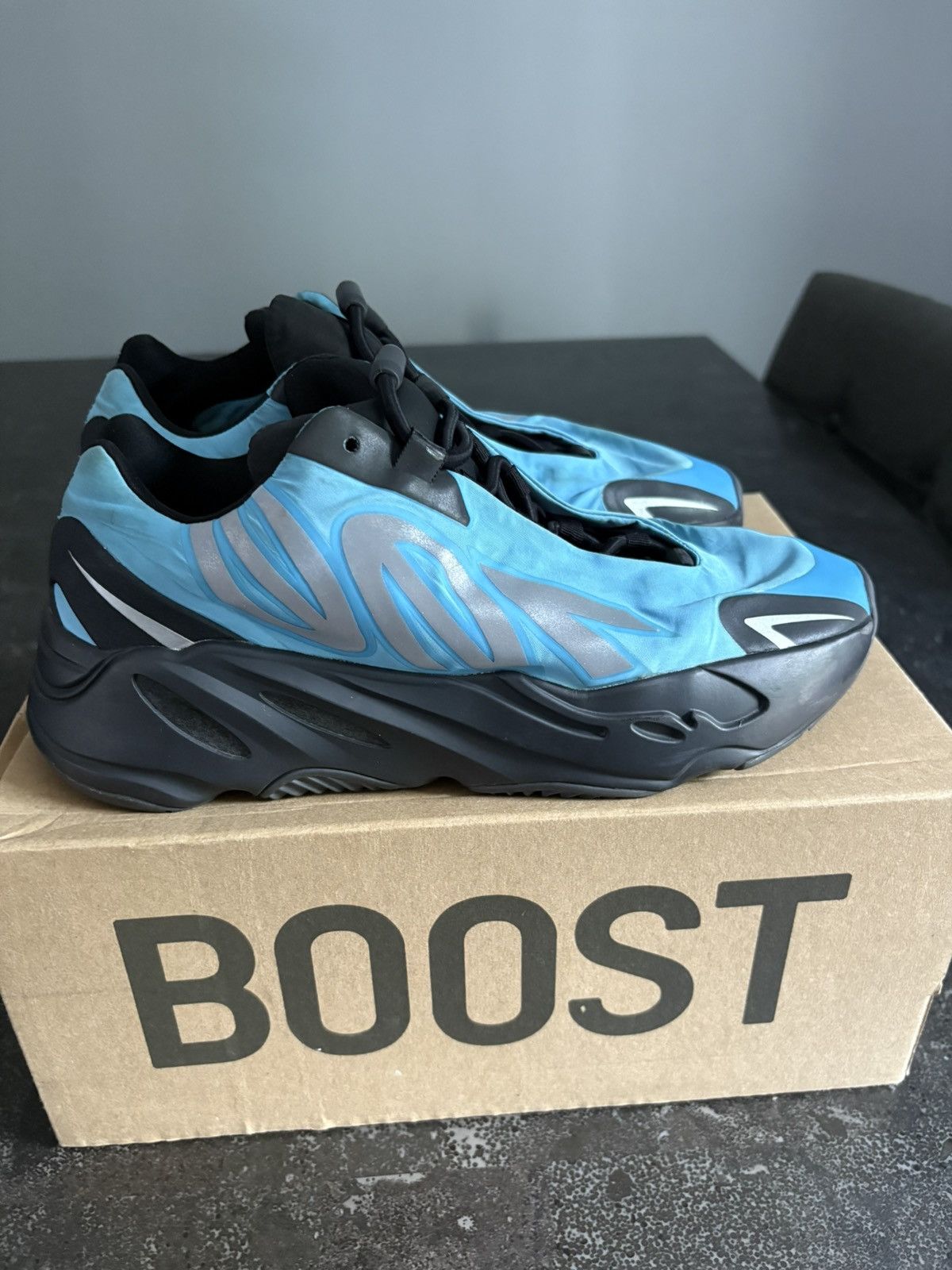 Other yeezy boost 700 mvmn cyan Size US 7.5 / EU 40-41 - 4 Thumbnail