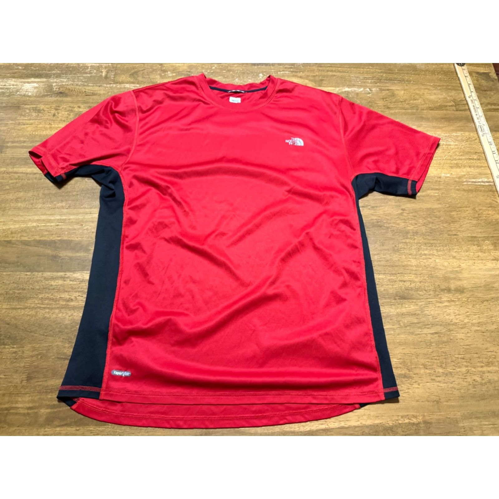 The North Face The North Face Shirt Men's XL Red Black Athletic Wear Crewneck Shirt XL Men's Red The North Face Crewneck athletic wear shirt Size US XL / EU 56 / 4 - 2 Thumbnail