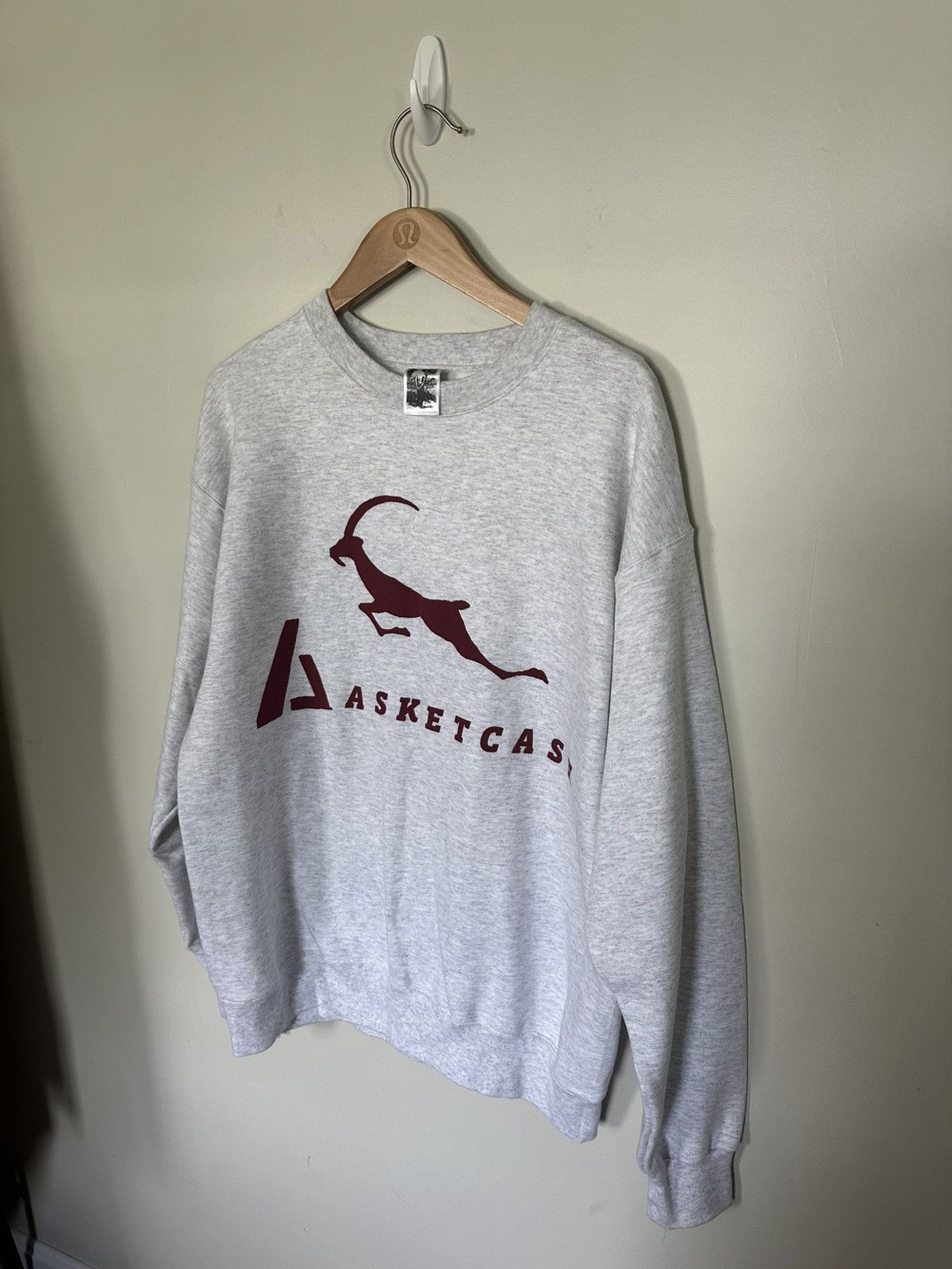 basketcase gallery Basketcase Gallery Crewneck Size US L / EU 52-54 / 3 - 3 Thumbnail