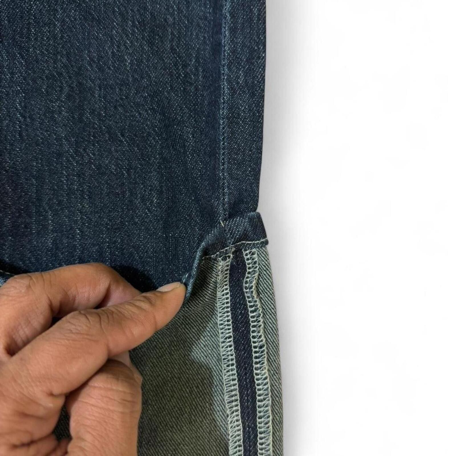 True Religion Dark blue denim jeans with a wide leg fit Size 28" / US 6 / IT 42 - 5 Thumbnail