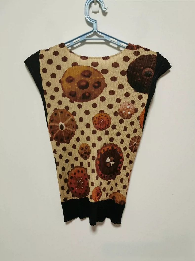 Issey Miyake Issey Miyake size:3 Brown vintage sea urchin donut top Size XS / US 0-2 / IT 36-38 - 2 Thumbnail