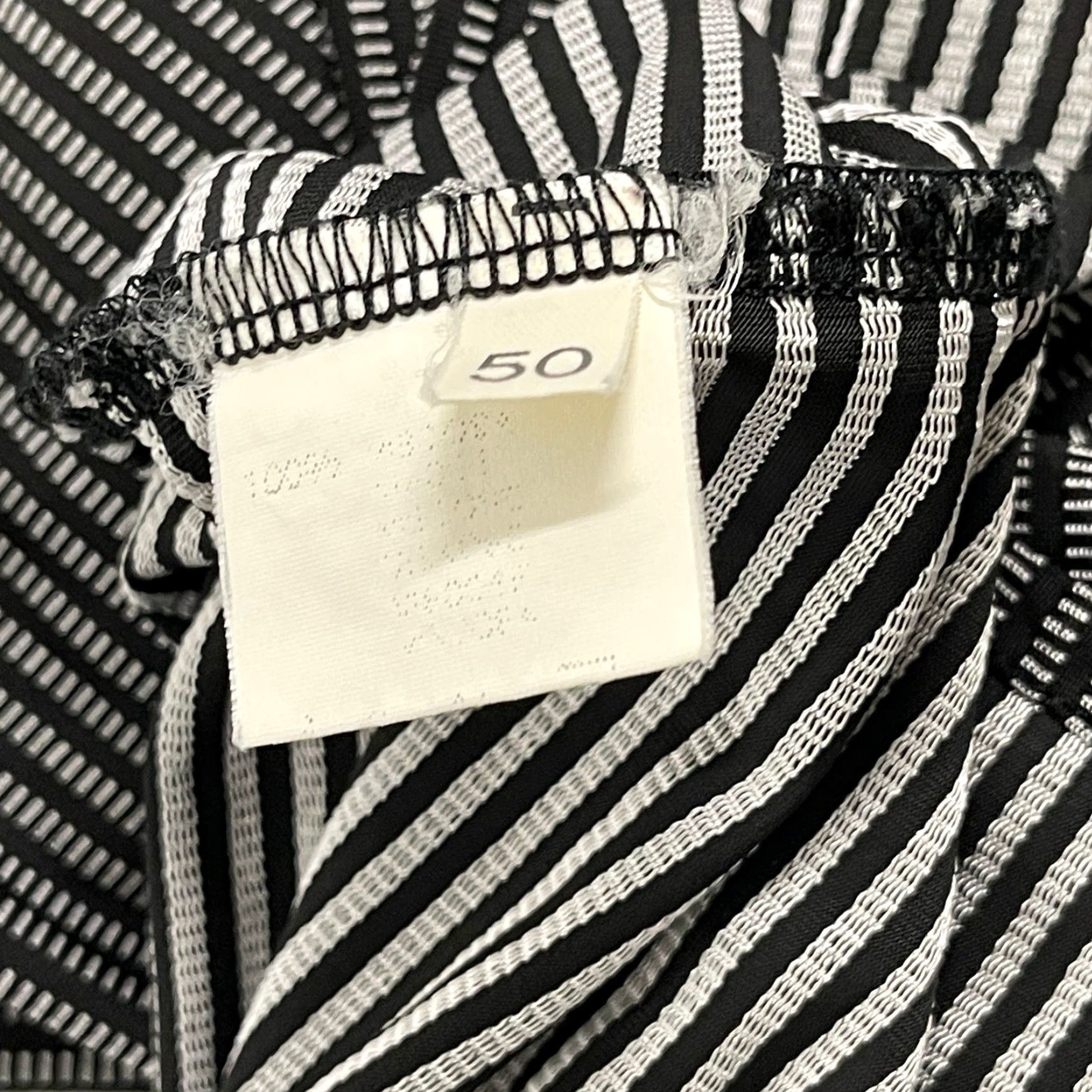 Vintage Baroni Shirt Men Size S Black Gray Striped Minimalist Quiet Luxury T-Shirt Regular Short Sleeve Round Neck Vintage No Size US S / EU 44-46 / 1 - 5 Thumbnail