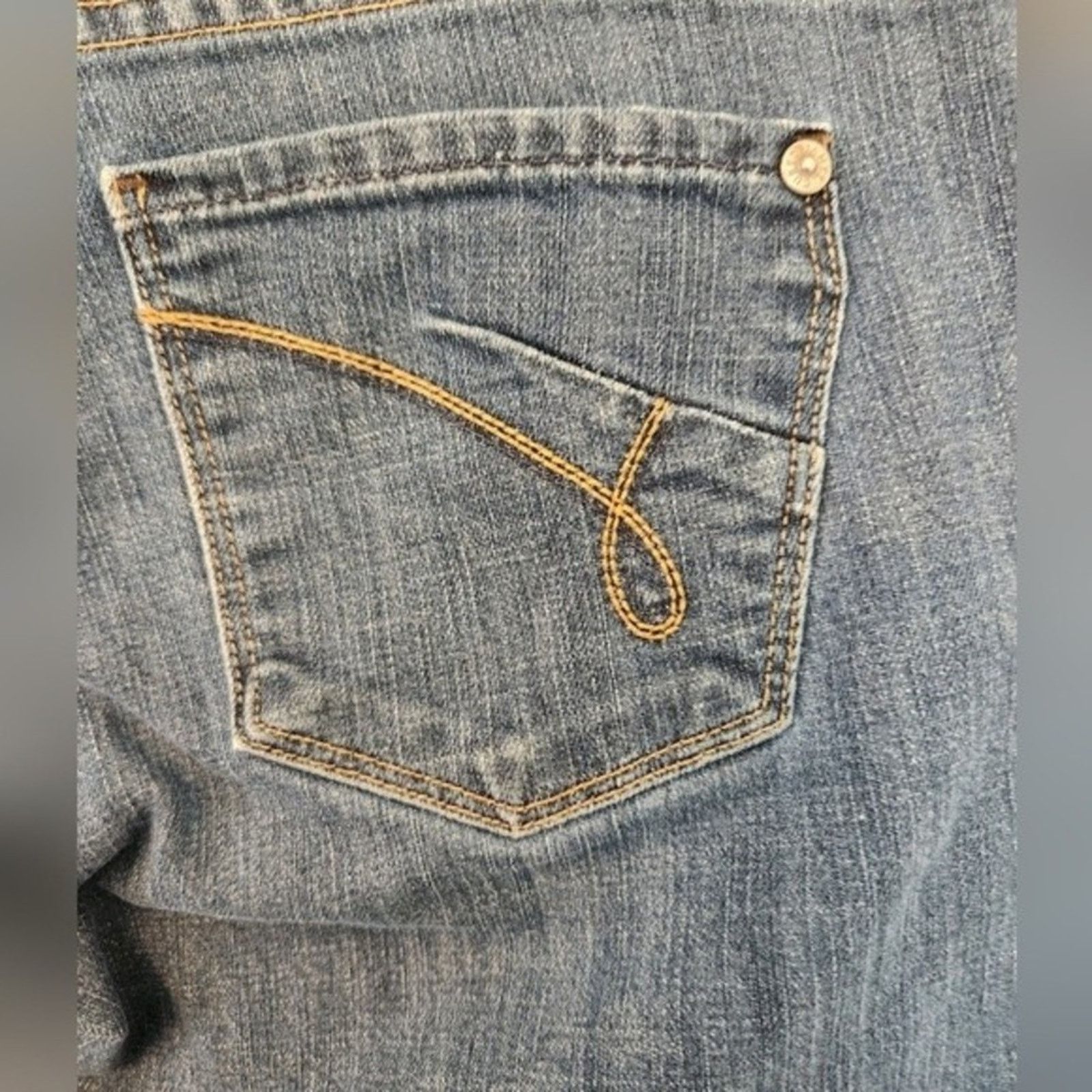James Jeans James Jeans Cropped Dry Aged Denim Jeans 27 Size 27" / US 4 / IT 40 - 5 Thumbnail