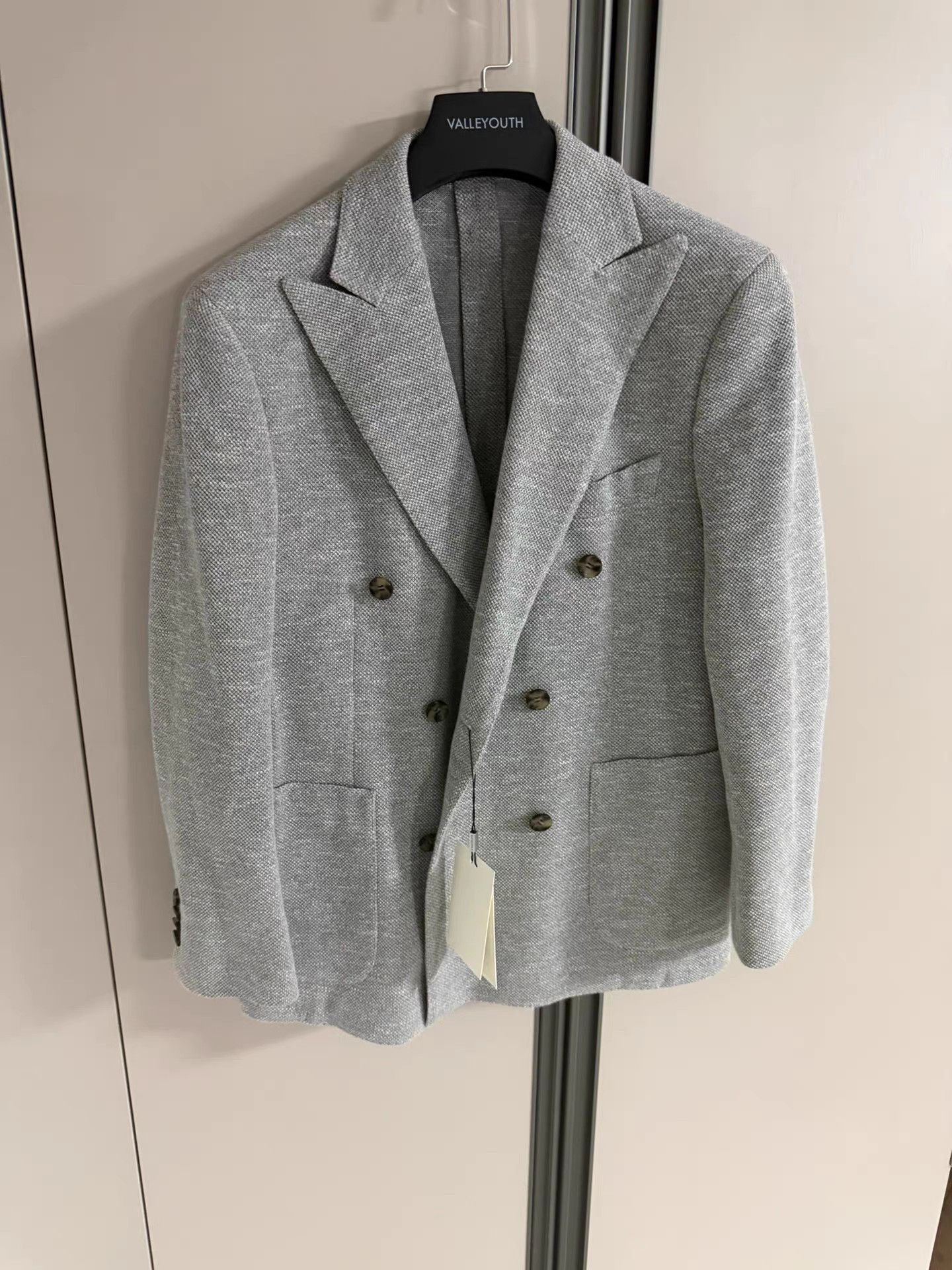 Suitsupply Gray Double-Breasted Blazer Size L Size US L / EU 52-54 / 3 - 1 Thumbnail
