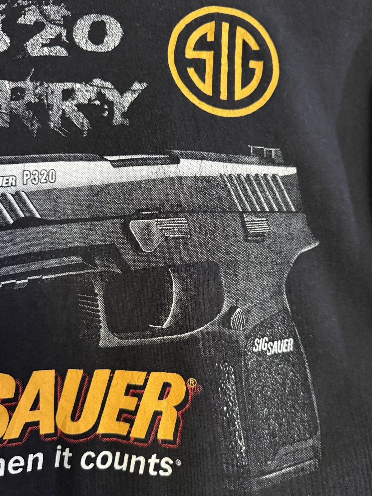 Vintage Vintage Y2K Sig Sauer When It Counts P320 Carry Faded Tee Size US L / EU 52-54 / 3 - 3 Thumbnail