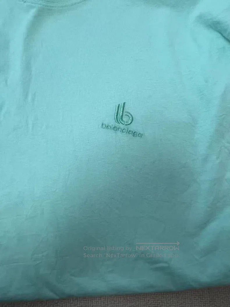 Balenciaga Balenciaga Distressed solid color plain jersey short-sleev Size US L / EU 52-54 / 3 - 3 Thumbnail