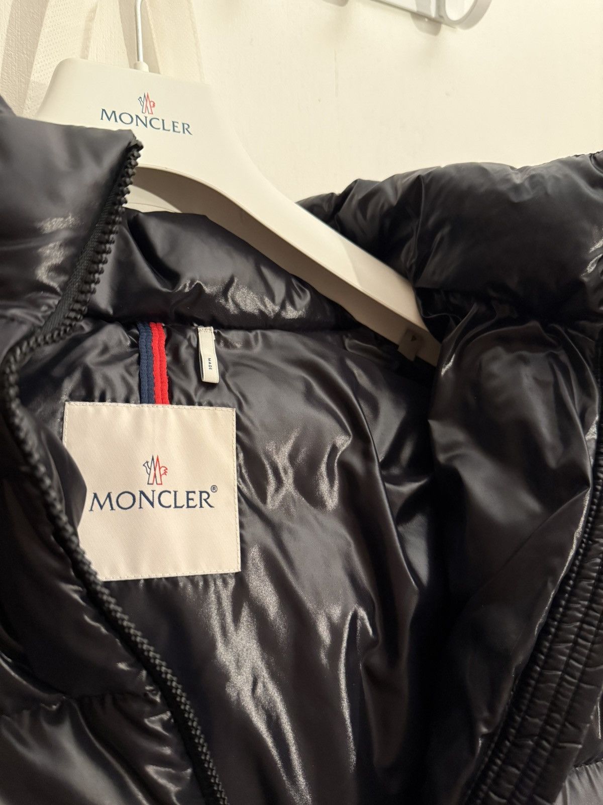 Moncler Moncler Bady Puffer Hooded Jacket Size S / US 4 / IT 40 - 3 Thumbnail