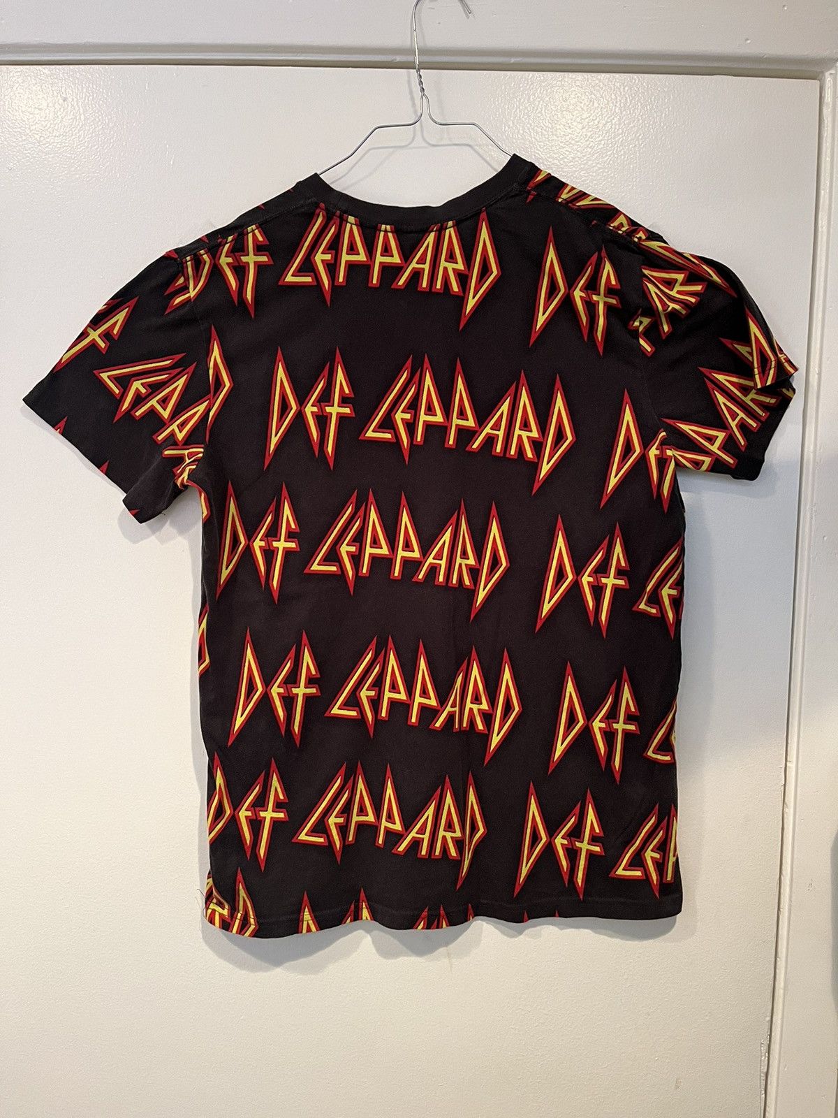 Def Leppard 2019 Def Leppard all over print tshirt Size US L / EU 52-54 / 3 - 2 Thumbnail
