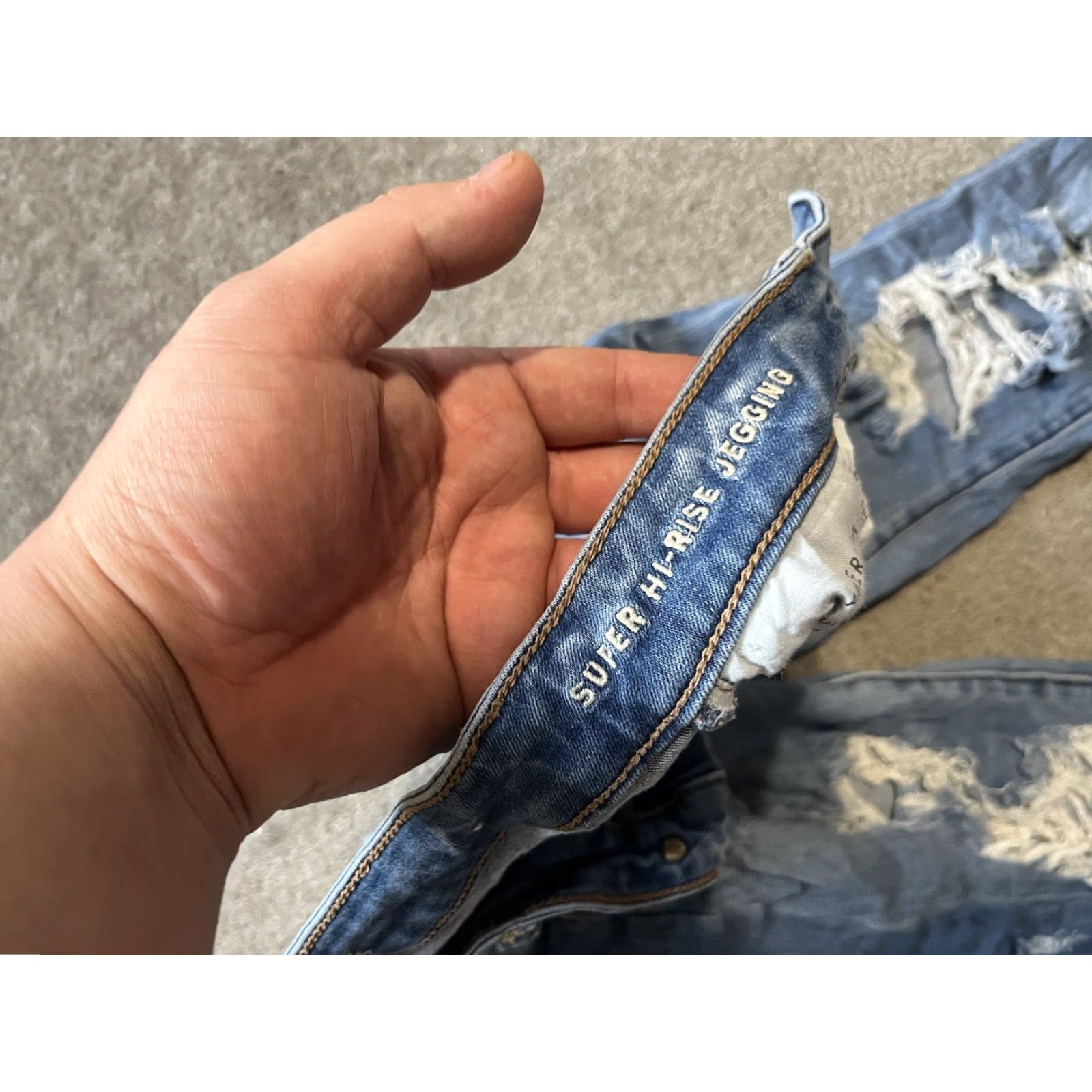 American Eagle Outfitters American Eagle Womens Jegging 6 Short Super Stretch High Rise Destroyed Size 28" / US 6 / IT 42 - 4 Thumbnail