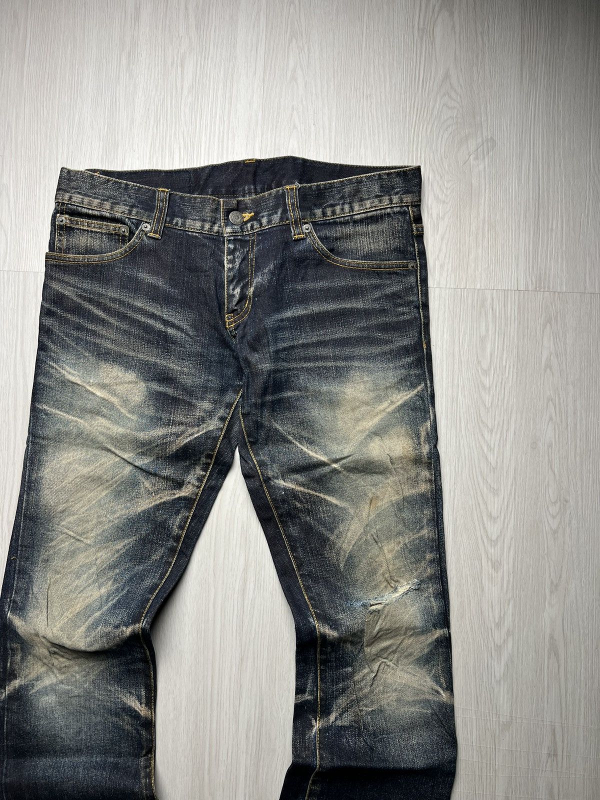 Tornado Mart Tornado Mart Whiskered Distressed Spiral Cut Flared Denim Size US 33 - 3 Thumbnail