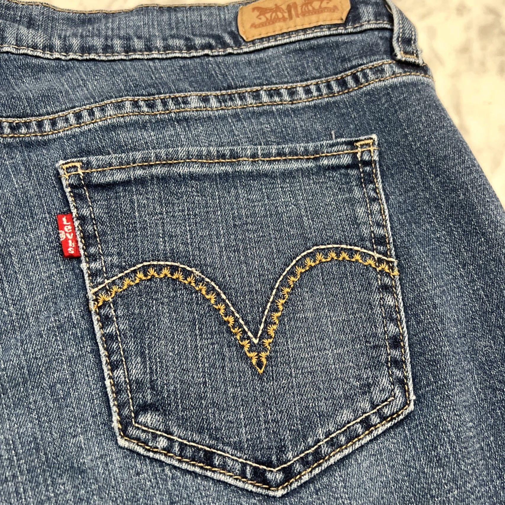 Levi's LEVI'S 505 Jeans WOMEN'S 10 32W 32L Straight Leg Cotton Spandex Mid Rise Size 32" / US 10 / IT 46 - 7 Thumbnail