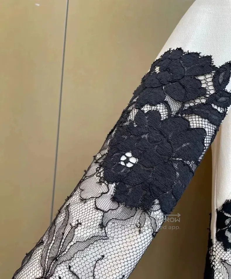 Valentino Valentino Floral dress Size M / US 6-8 / IT 42-44 - 4 Thumbnail