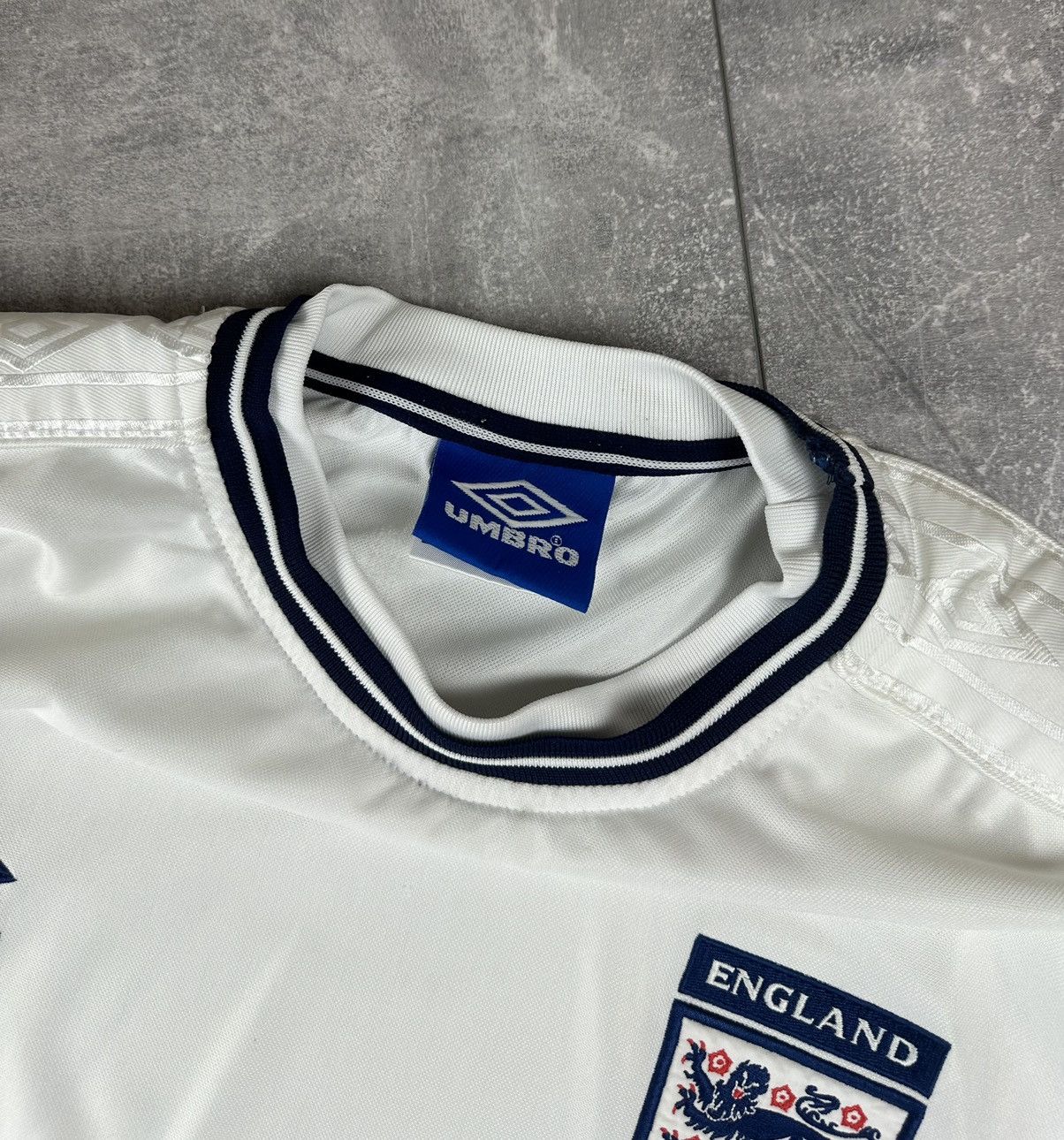 Umbro Umbro England Home 1999/01 Soccer Football Jersey Size US XL / EU 56 / 4 - 18 Thumbnail