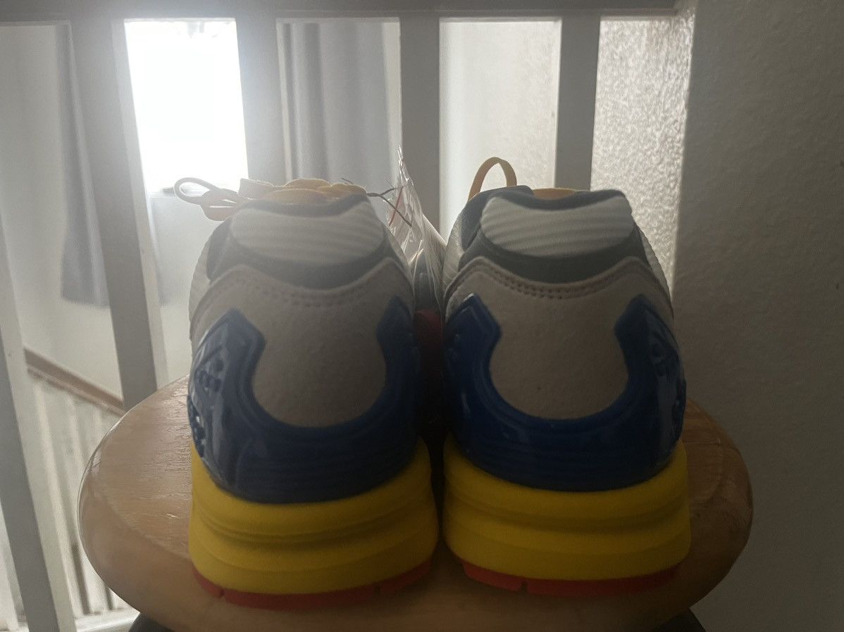 Adidas × LEGO Adidas zx 8000 Lego Size US 11 / EU 44 - 4 Thumbnail