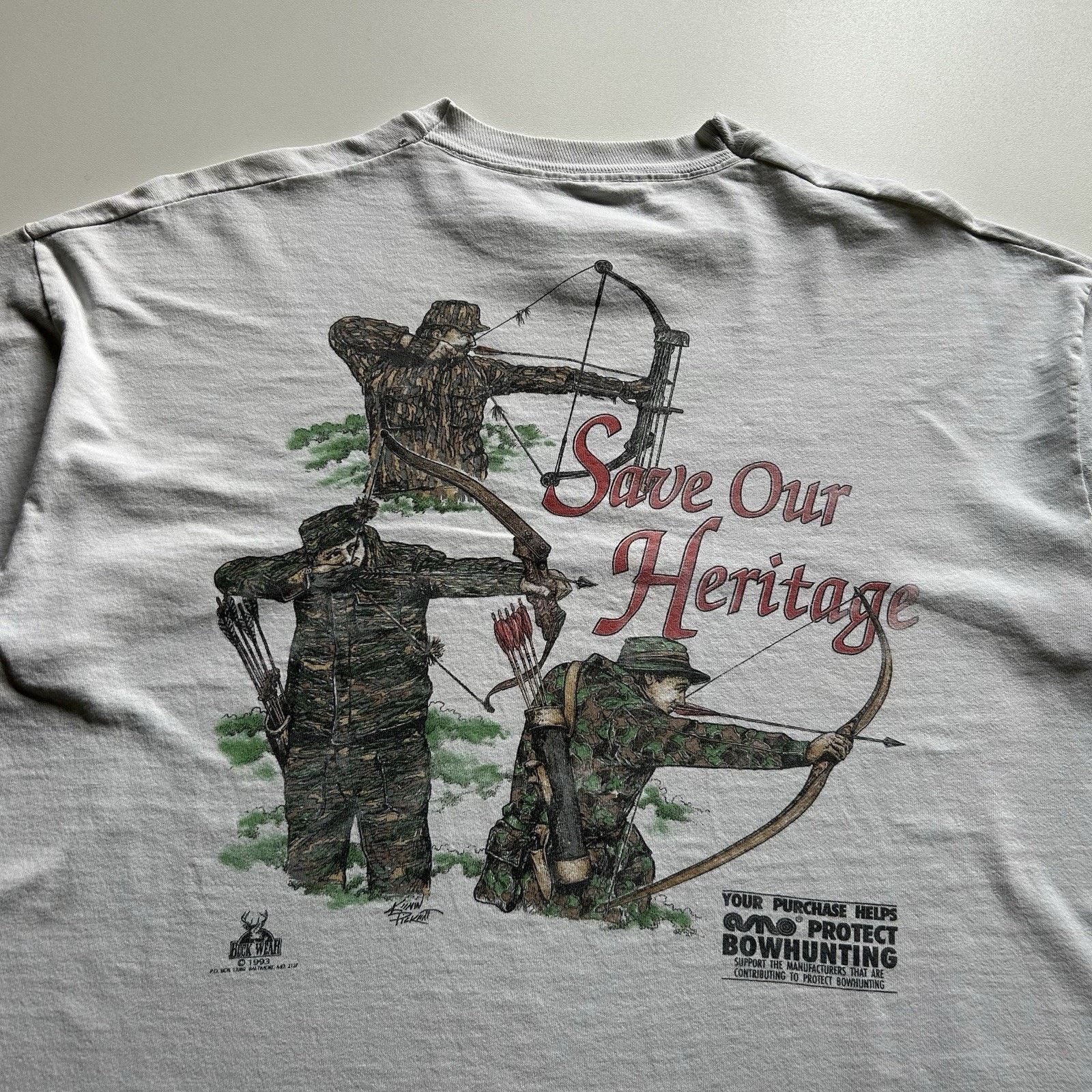 Fruit Of The Loom Vintage 90s Deer Bow Hunting Animal Art T Shirt XL Rare Size US XL / EU 56 / 4 - 2 Thumbnail