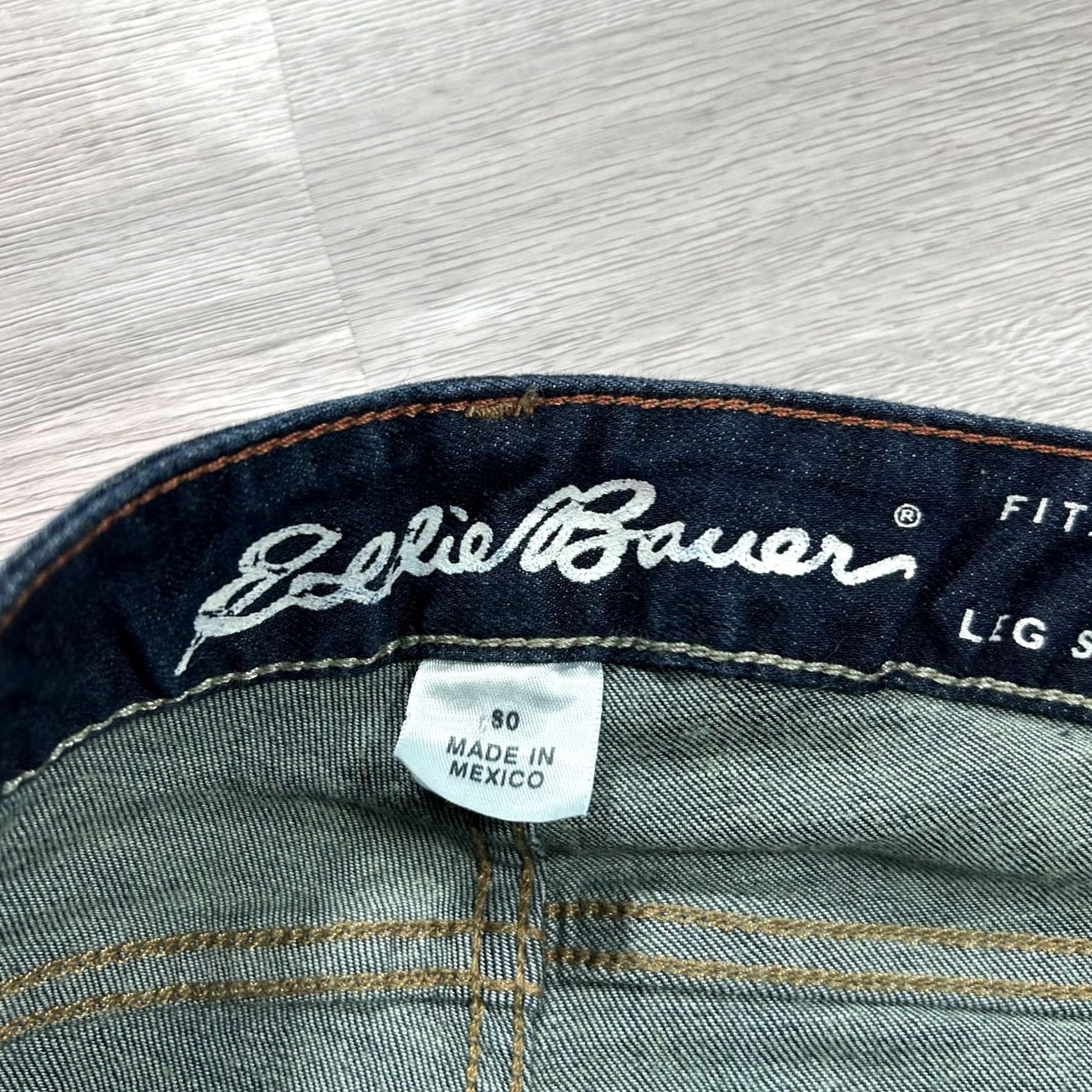 Eddie Bauer Eddie Bauer Jeans Women’s 0 Truly Straight Denim Blue Mid Rise 5-Pocket Stretch Regular Inseam 31" Size 25" / US 0 / IT 36 - 7 Thumbnail