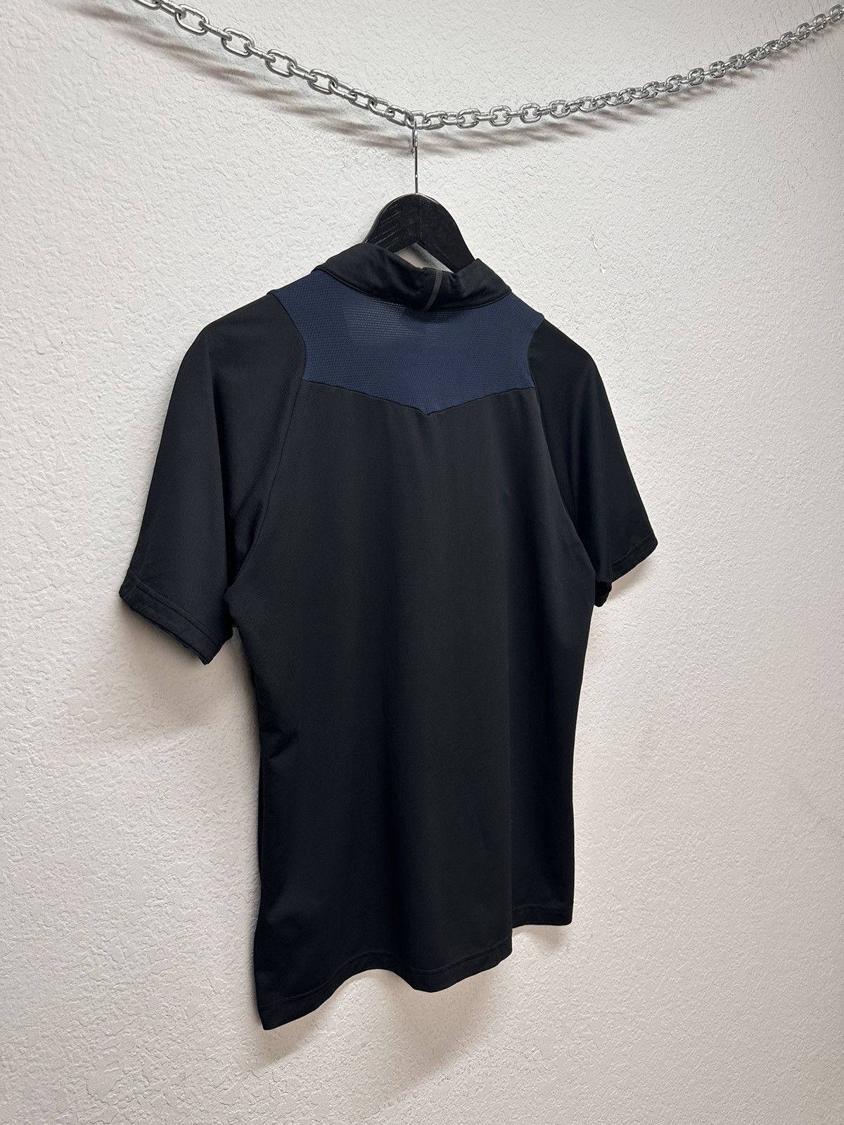 Oakley Vintage Oakley T-shirt Y2k nylon gore cope outdoor jacket Size US M / EU 48-50 / 2 - 14 Thumbnail