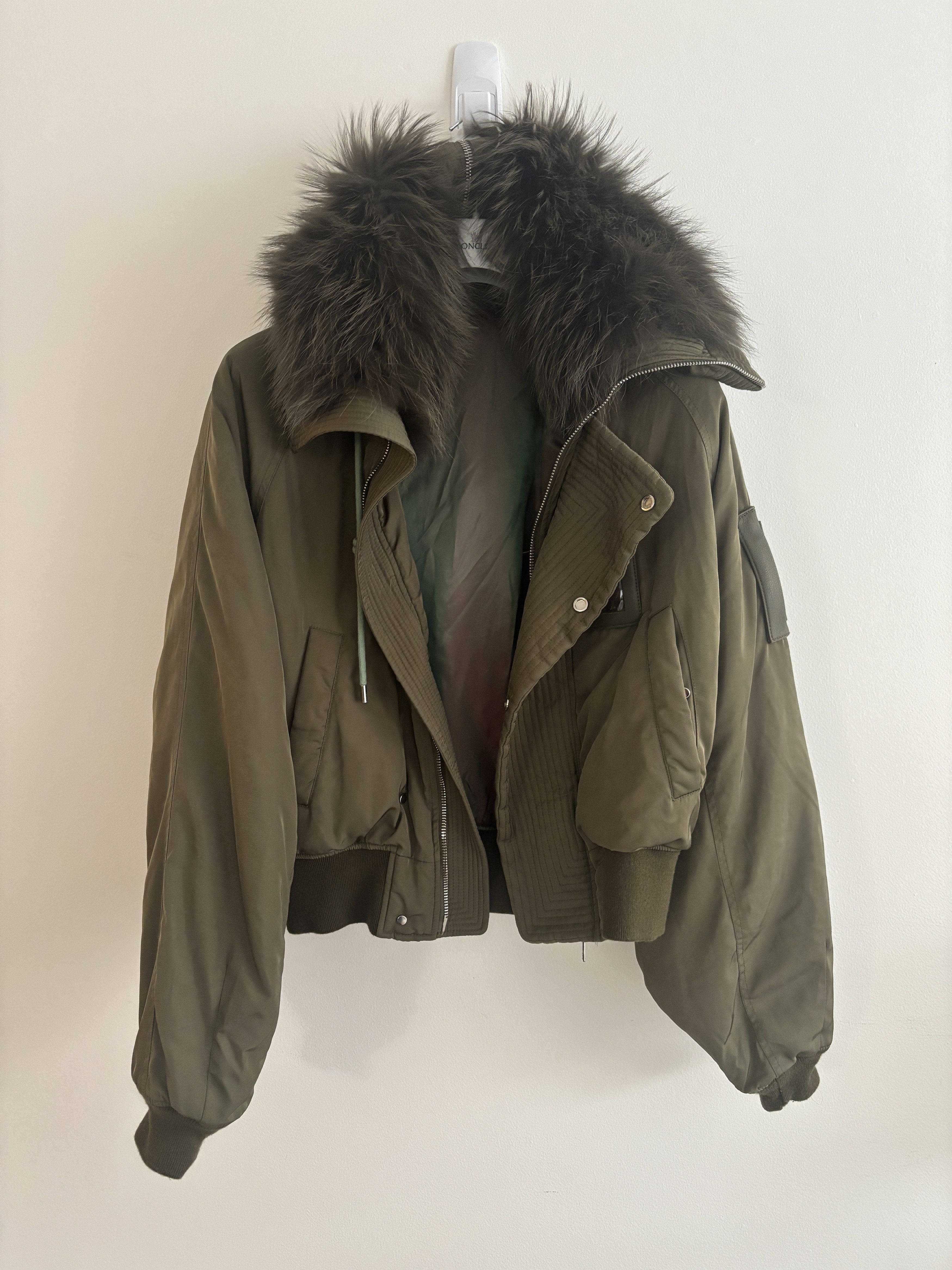 Juun.J $2925 Olive N2-B Flight Bomber Jacket Fur Hood - M-L Size US S / EU 44-46 / 1 - 4 Thumbnail