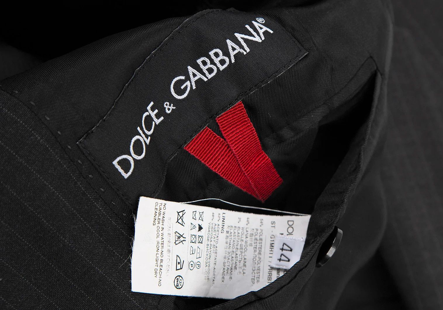 Dolce & Gabbana Pinstripe Narrow Lapel Jacket Charcoal Size 44 Size US S / EU 44-46 / 1 - 19 Thumbnail
