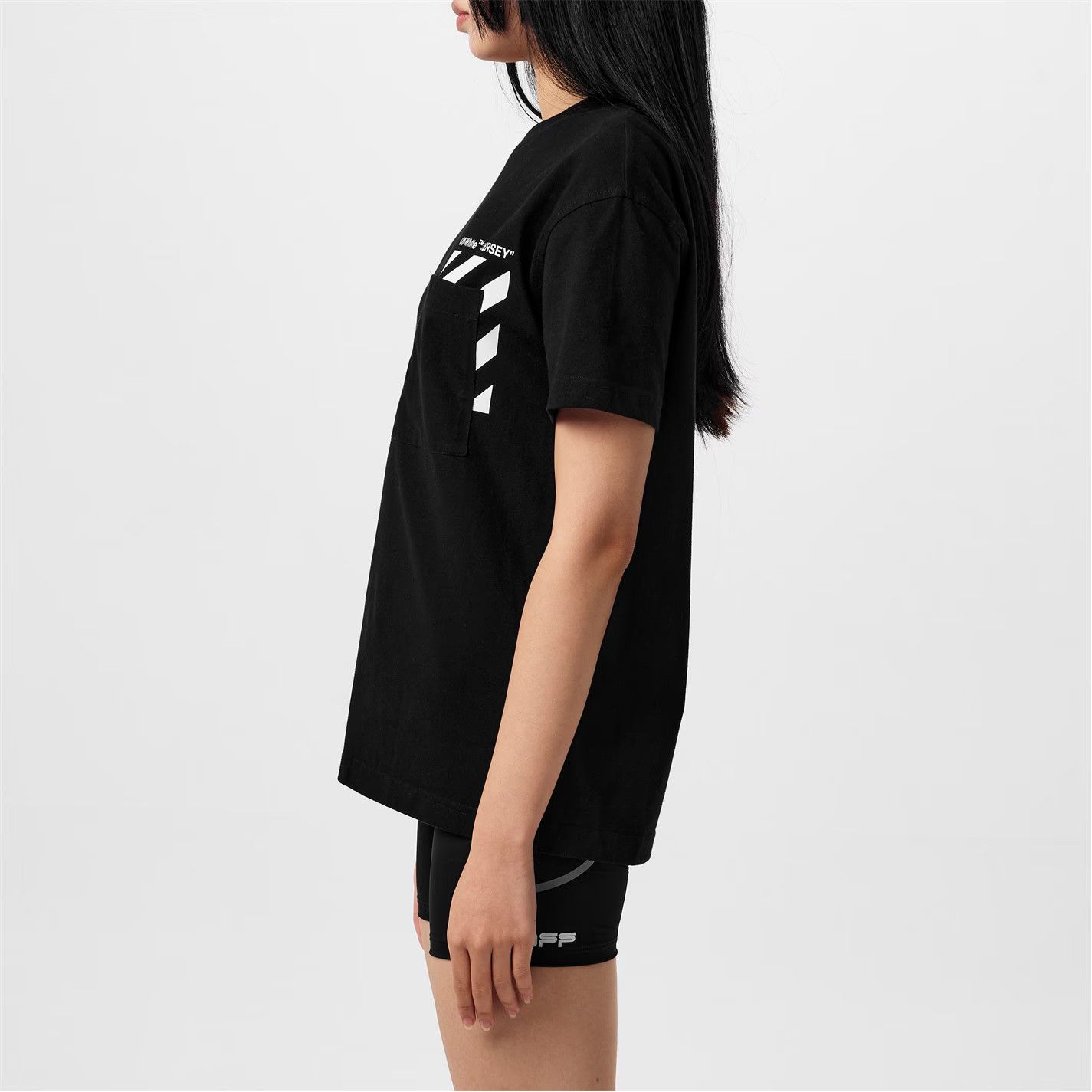 Off-White o1g2r1mq1224 Logo Print Pocket T Shirt in Black Size XS / US 0-2 / IT 36-38 - 4 Thumbnail