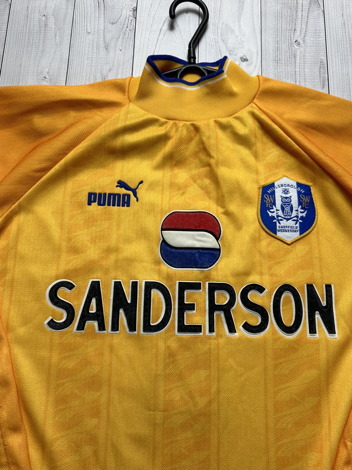 Puma × Vintage Vintage puma sheffield Wednesday United goalkeeper Jersey L Size US L / EU 52-54 / 3 - 4 Thumbnail