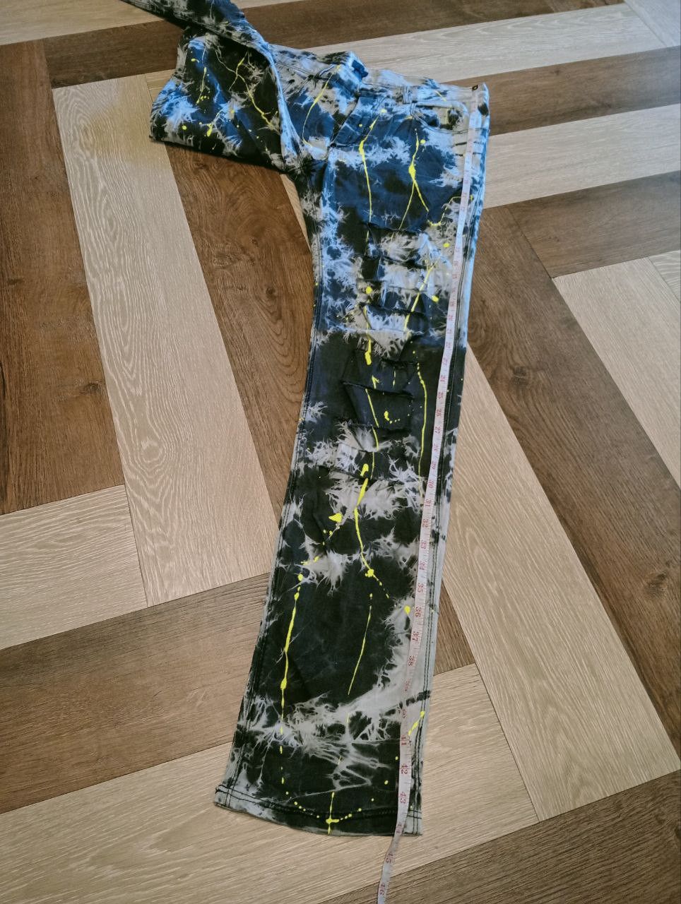 H&M H&M DISTRESSED BLEACH PAINTER PANTS Size US 32 / EU 48 - 13 Thumbnail