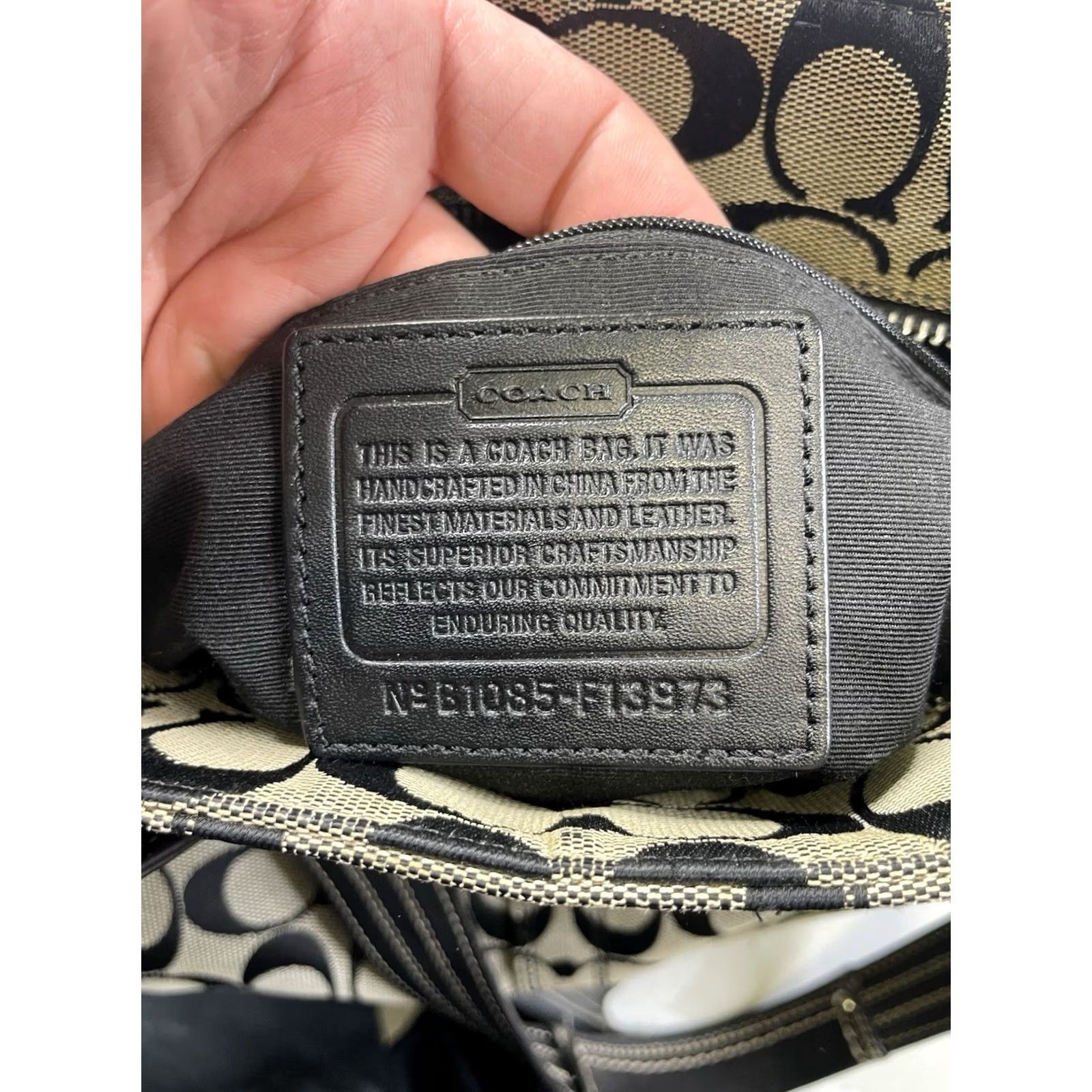 Coach VINTAGE Coach Hampton Signature Tote Black Grey Logo Handbag Canvas Leather Preppy Y2K Tote Women Medium Black 90s Preppy Signature Logo Size ONE SIZE - 2 Thumbnail