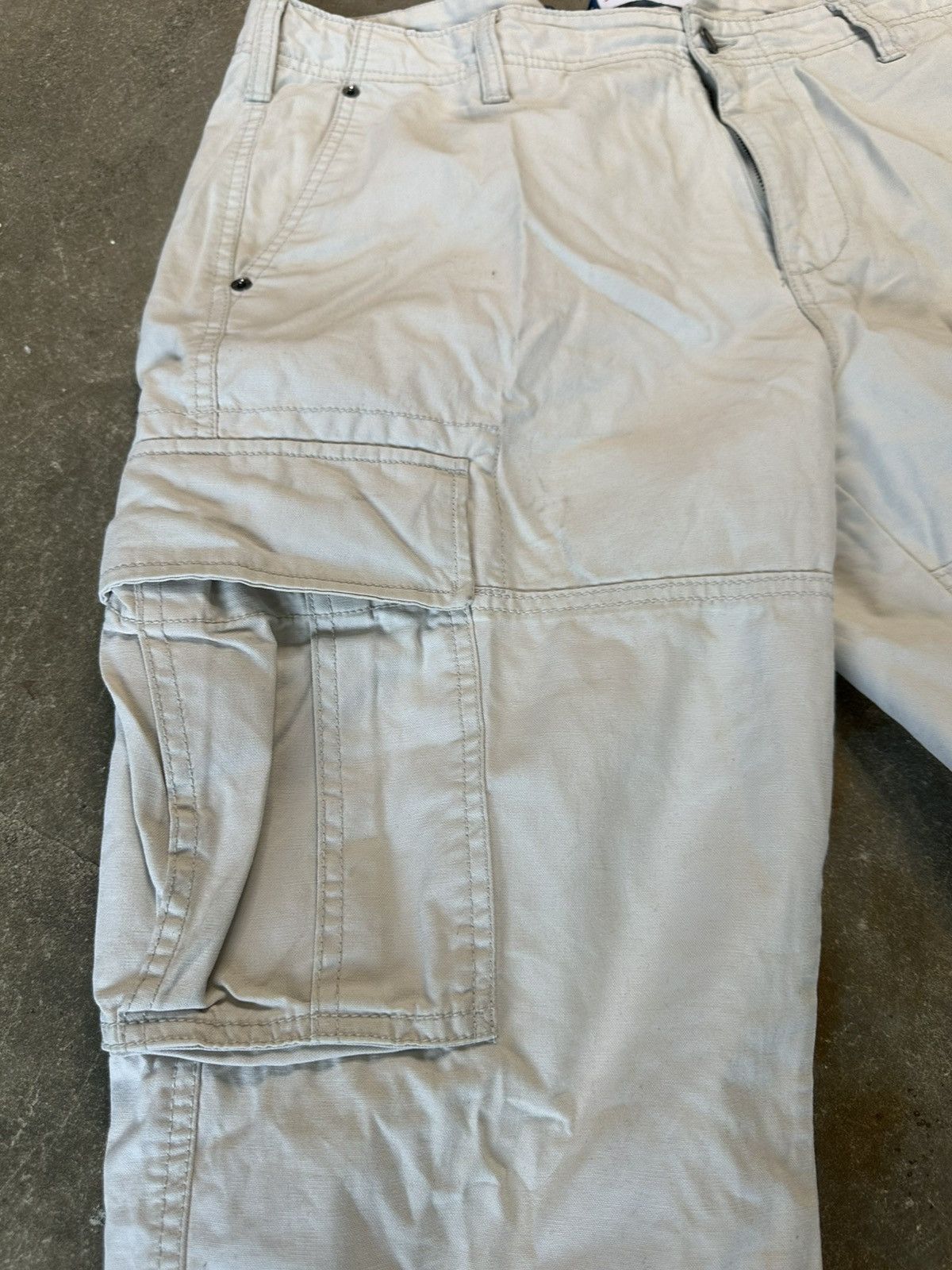 Old Navy × Vintage Gap cargo Size US 34 / EU 50 - 3 Thumbnail