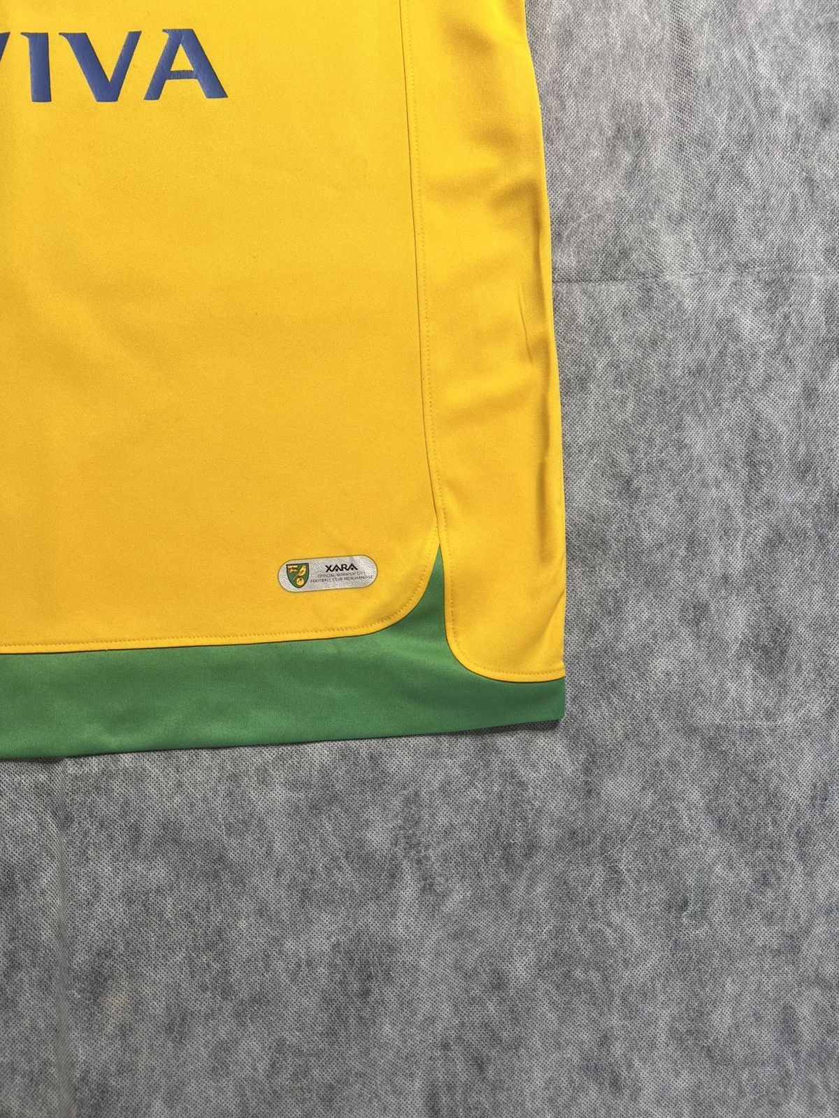 Other Xara Norwich 2010/2011 Home Kit Soccer Jersey Large Size US L / EU 52-54 / 3 - 7 Thumbnail