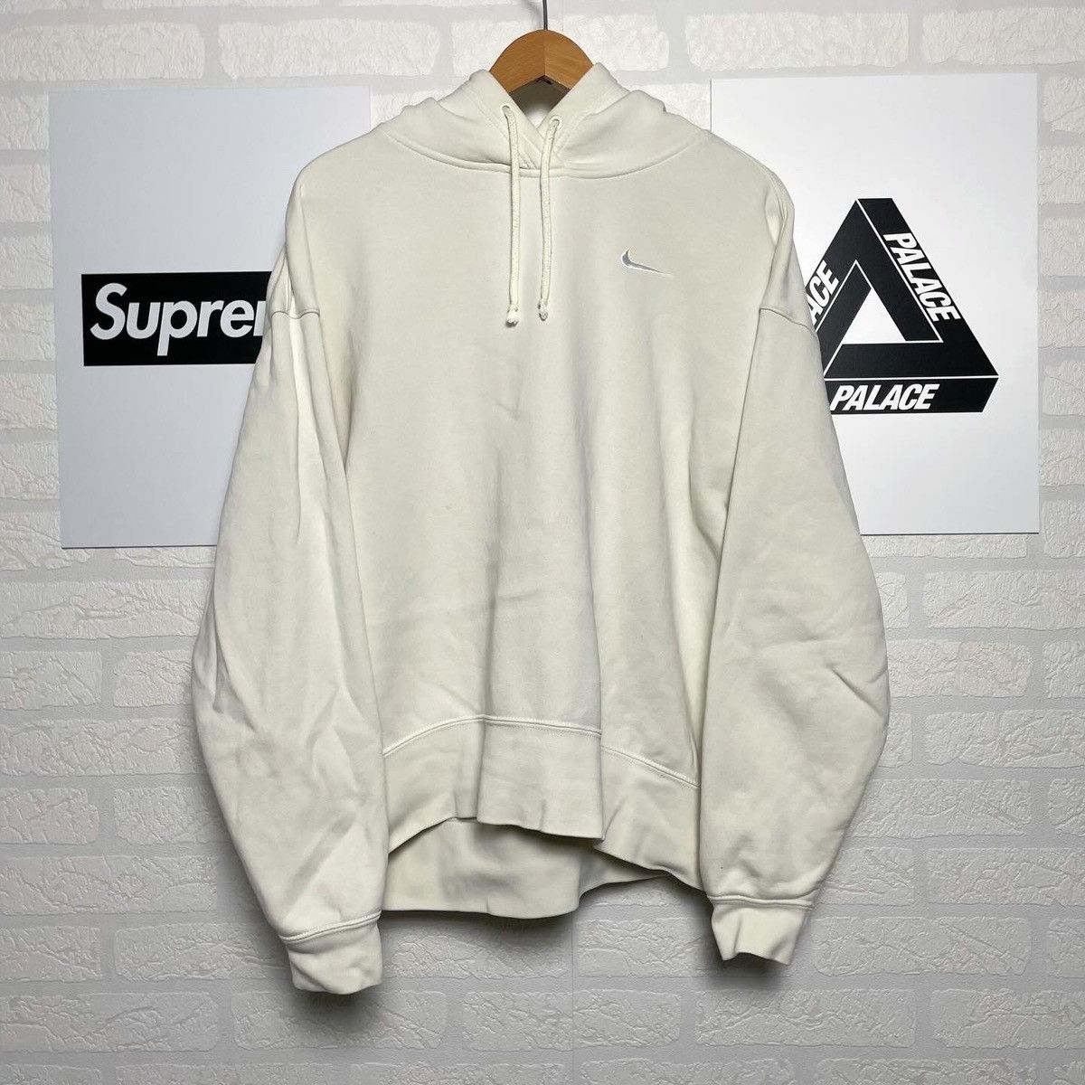 Nike Boxy Nike hoodie embroidered Size US M / EU 48-50 / 2 - 1 Thumbnail