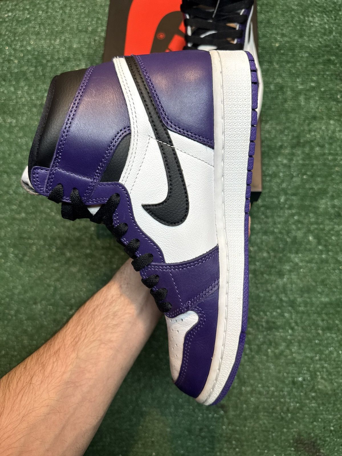 Jordan Brand Jordan Retro 1 Court Purple White Size 8.5 Size US 8.5 / EU 41-42 - 3 Thumbnail