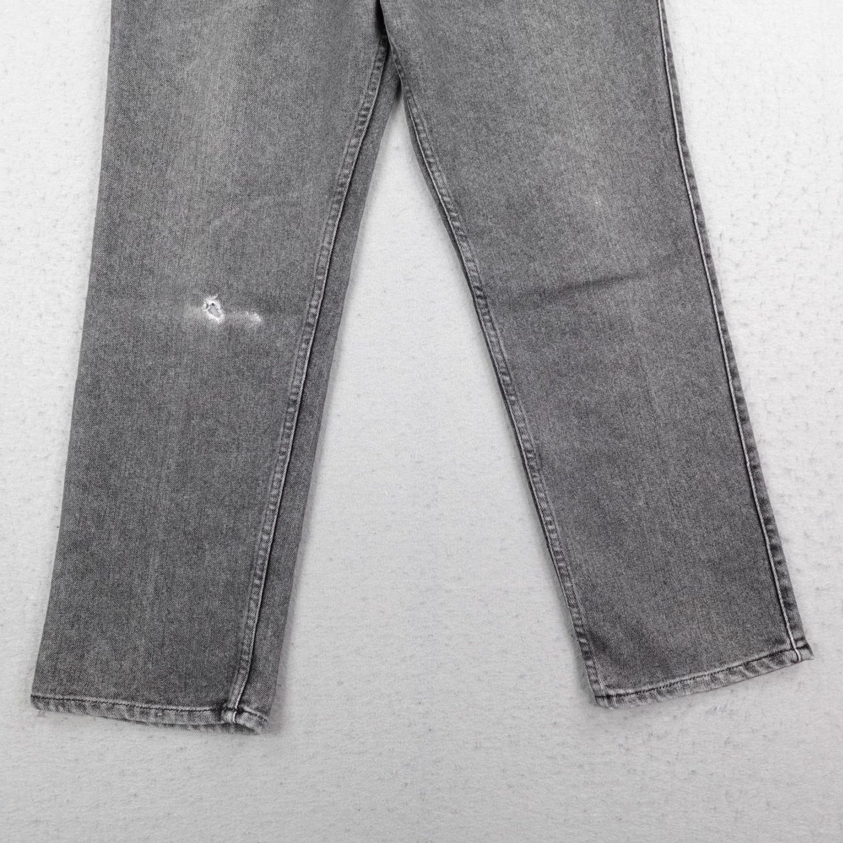 Levi's VINTAGE Levi's Jeans Mens 42x30 Gray Denim Silver Medal Straight Leg 90s Distressed Pockets Size US 42 / EU 58 - 3 Thumbnail