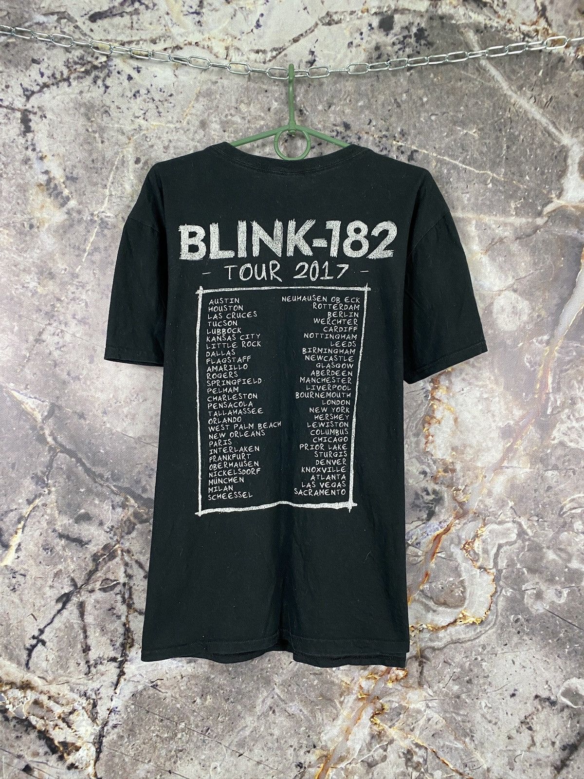 Band Tees × Vintage Men’s Blink-182 T-Shirt Rock Band Vintage Size Large Size US L / EU 52-54 / 3 - 11 Thumbnail
