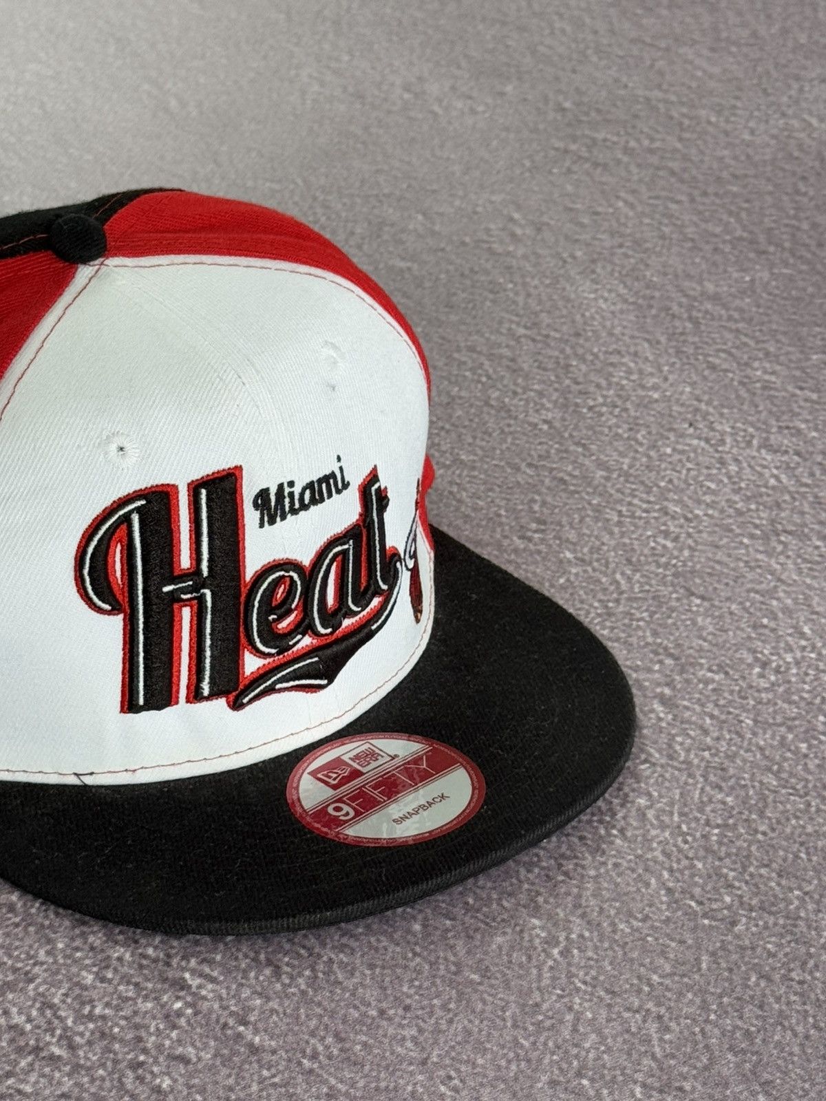 NBA Rare NewEra NBA Miami Heat Collection Fitted Cap Size ONE SIZE - 3 Thumbnail