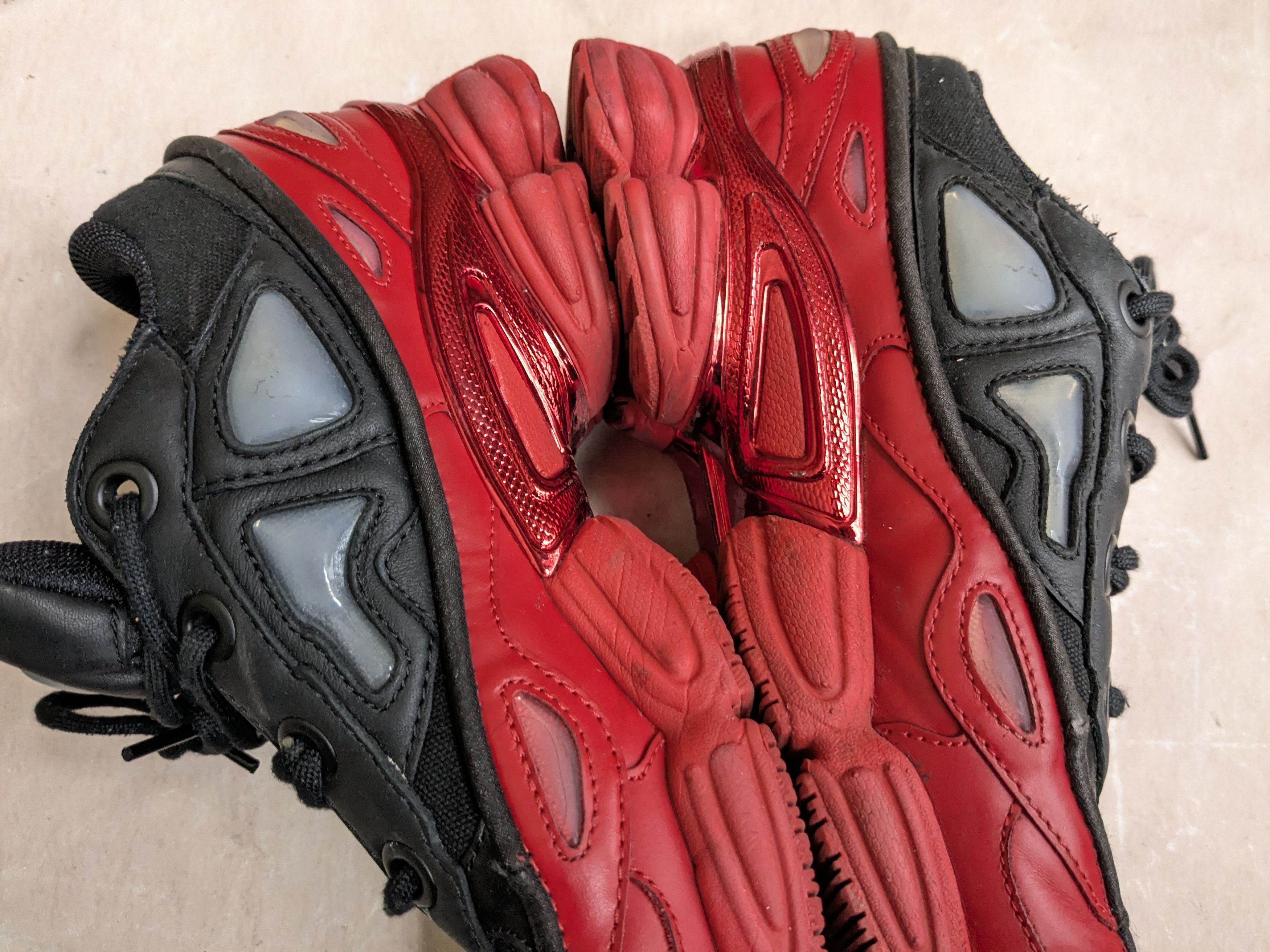 Raf Simons Adidas Raf Simons Ozweego 3 Black Scarlet DA8775 Black 7 Size US 7 / EU 40 - 11 Thumbnail