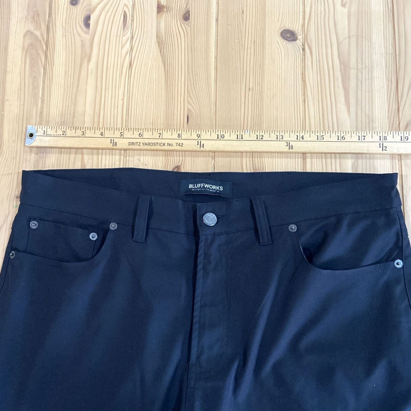 Vintage Bluffworks Pants Mens 36x28 Black Ascender Tailored Fit Travel Tech Chino Slm Straight Pocket Zip Front Flat Front Size US 36 / EU 52 - 4 Thumbnail