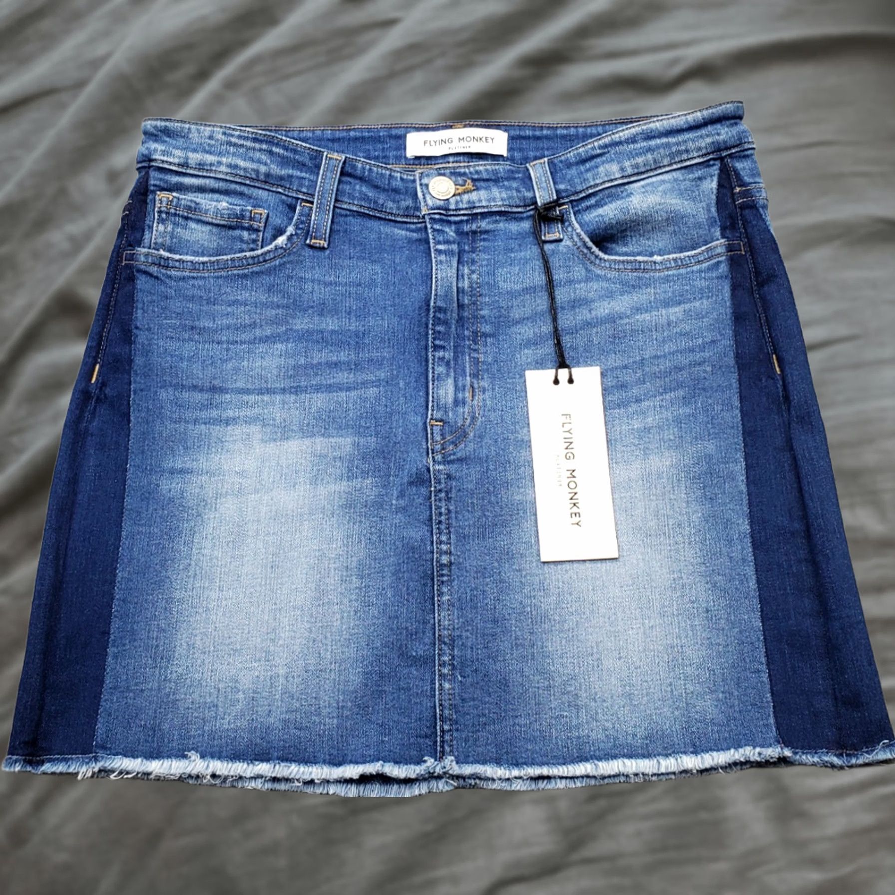 Vintage Flying Monkey Denim Skirt Womens 30 Two Tone Blue Stretch Mini Shorts? Size 30" / US 8 / IT 44 - 1 Thumbnail