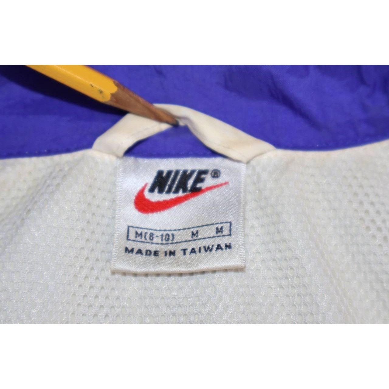 Nike VTG Nike Track Jacket Womens M White Blue Embroidery Size M / US 6-8 / IT 42-44 - 3 Thumbnail