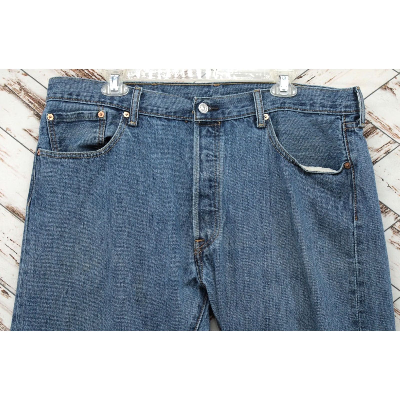 Levi's Levi's 501 Jeans Mens 38X34 Button Fly Blue Denim High Rise Stretch USA Cowboy Regular Moderate Pockets Logo 5-Pocket Size US 38 / EU 54 - 6 Thumbnail