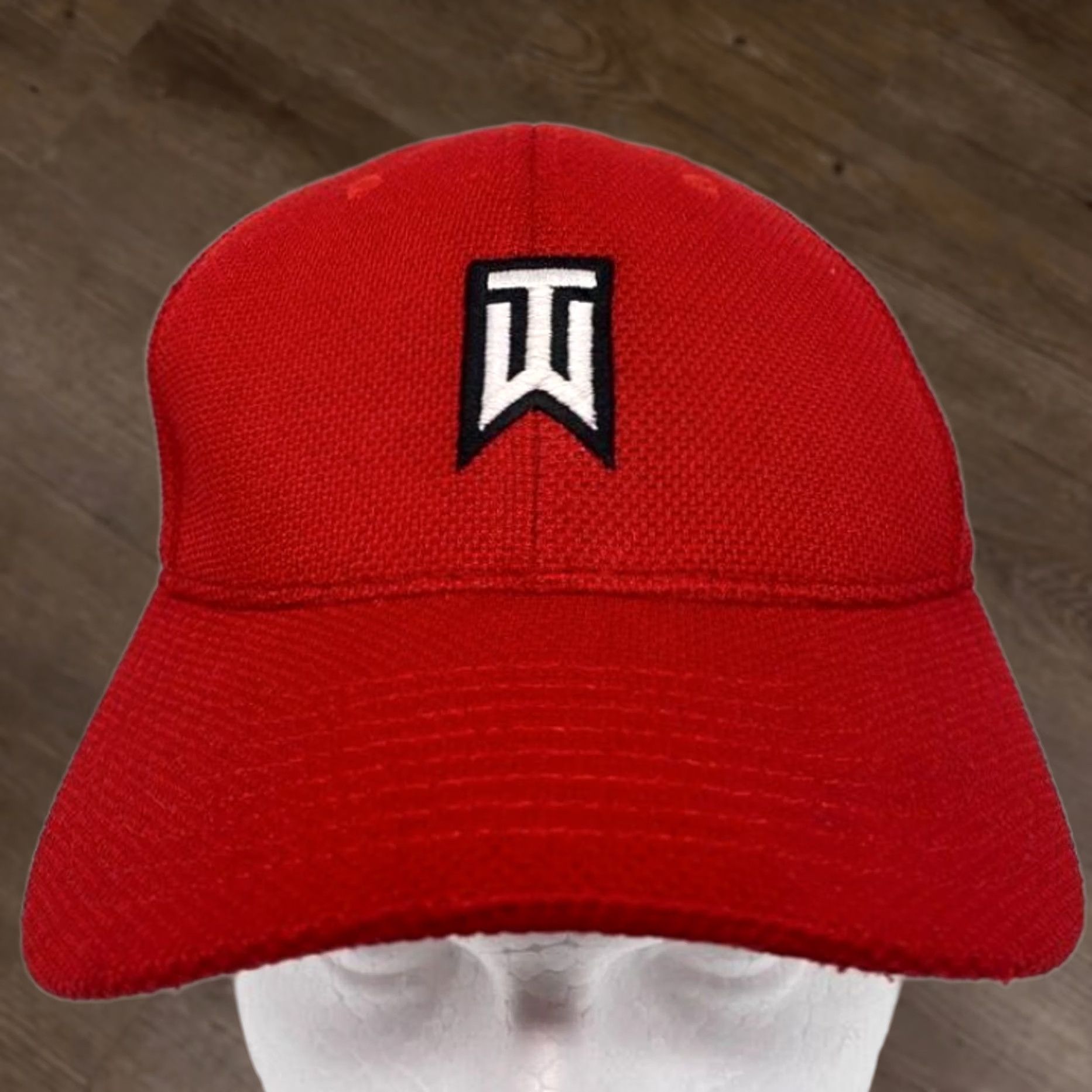 Nike Nike Tiger Woods Hat Mens L-XL Dri-Fit Red Legacy 91 Golf Cap Fitted Embroidered Size ONE SIZE - 1 Thumbnail