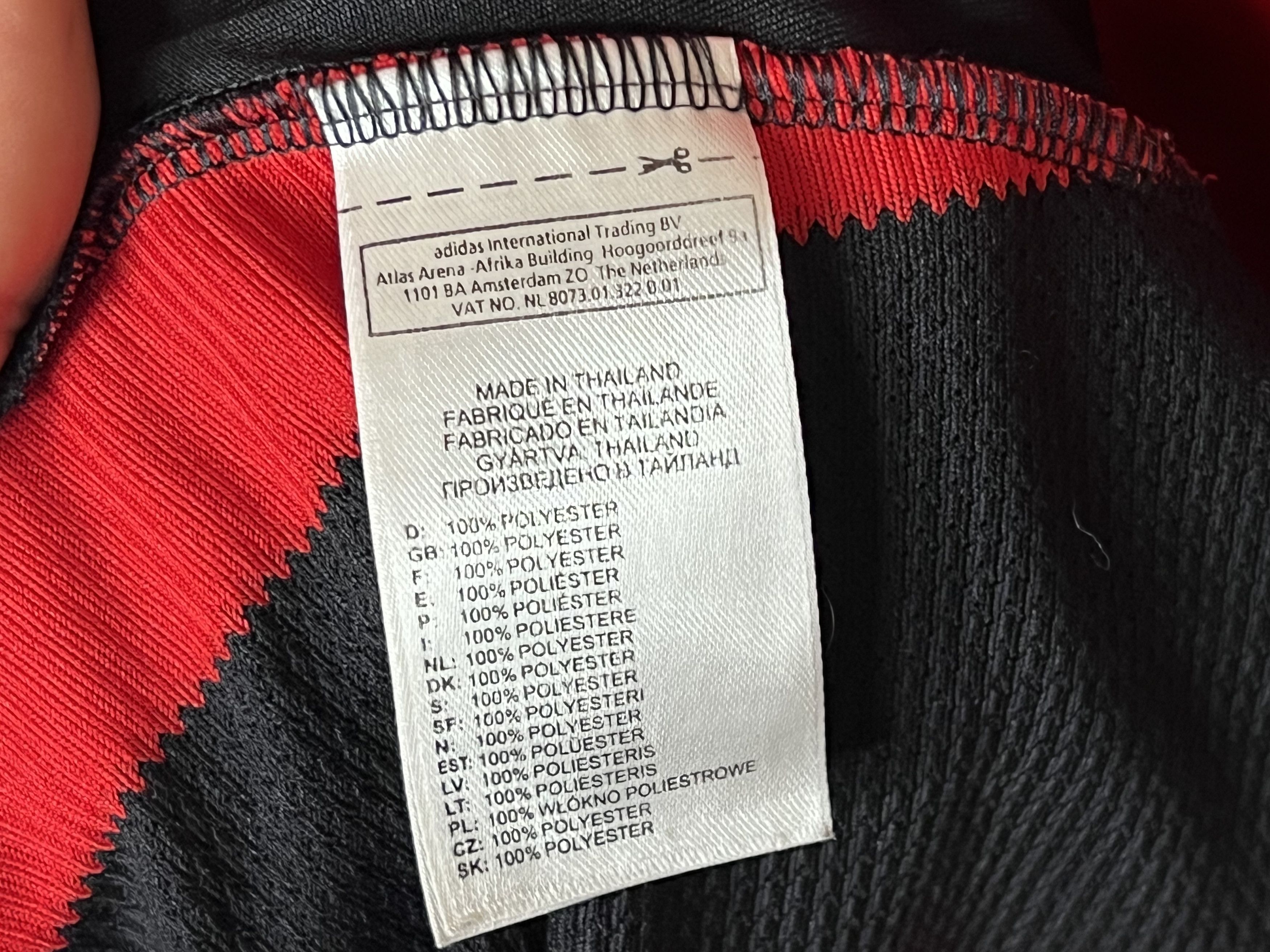 Adidas AC MILAN 2010 2011 HOME FOOTBALL SHIRT SOCCER JERSEY Size US S / EU 44-46 / 1 - 7 Thumbnail