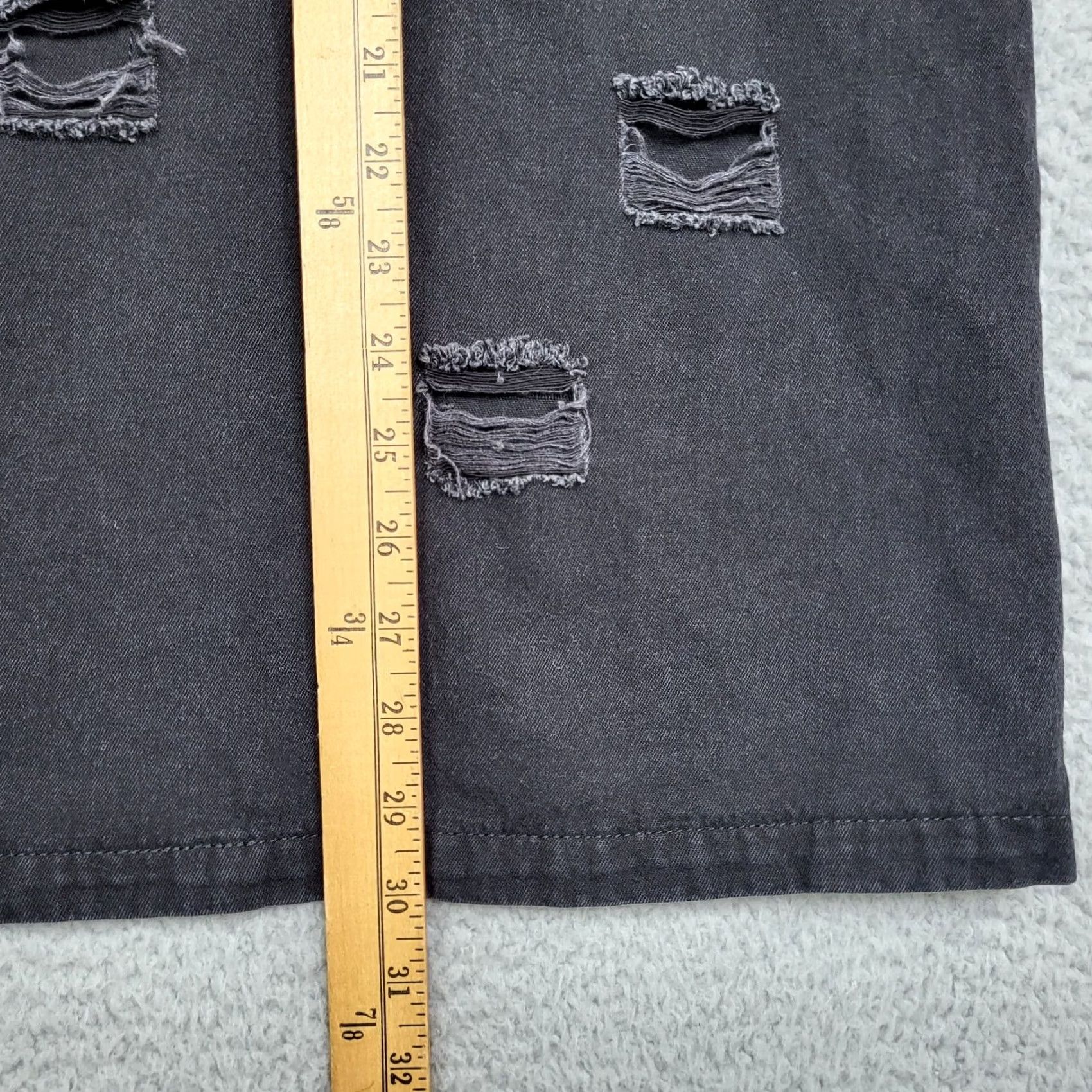 Vintage Ragged Jeans Button-Up Shirt Unisex Adults Black Short Sleeve Size L - Cotton, Button, Casual, Regular Fit Size US L / EU 52-54 / 3 - 4 Thumbnail